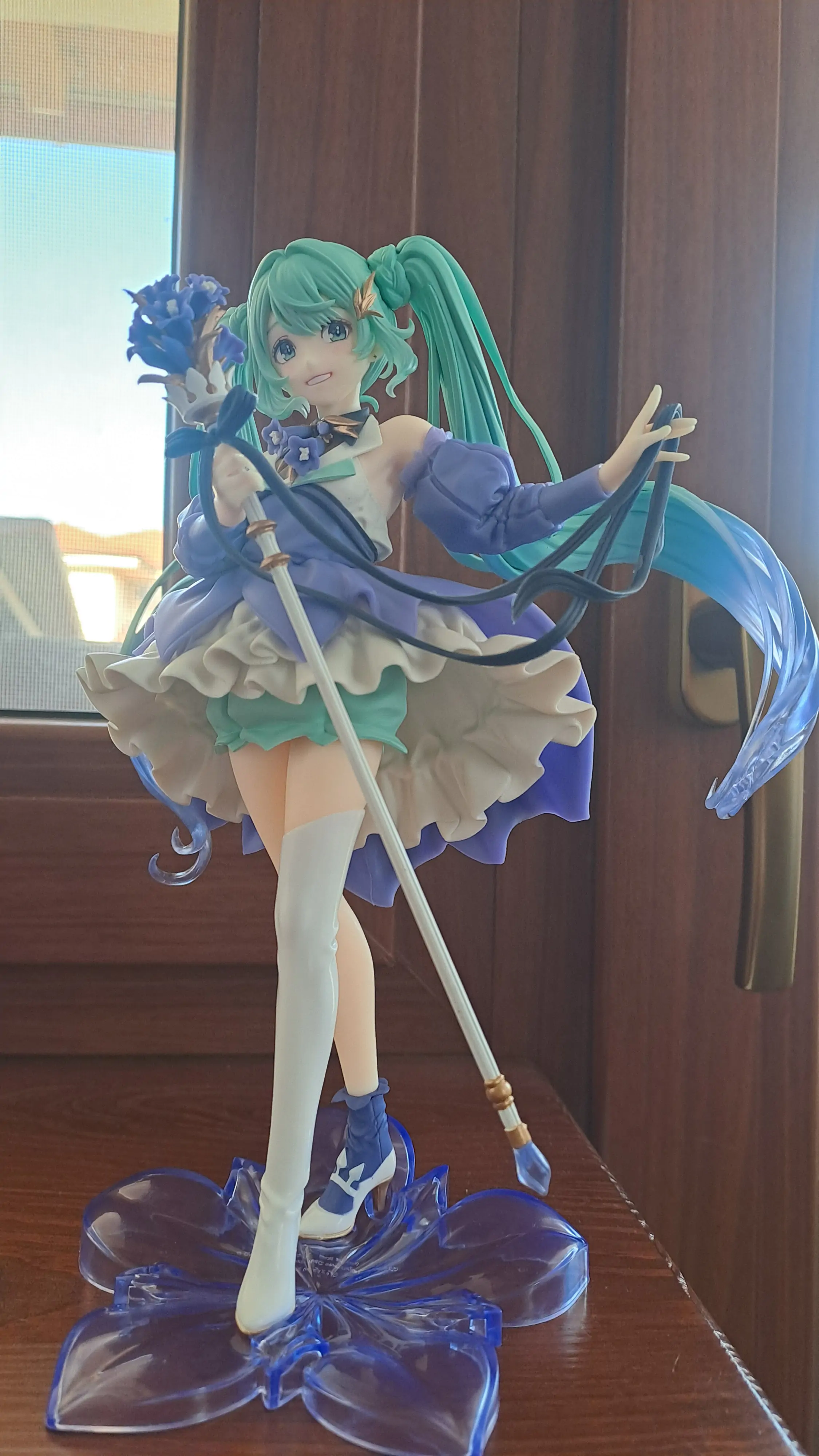 Hatsune Miku AMP PVC Statue Statue Hatsune Miku Birthday 2024 Ver. 21 cm product photo