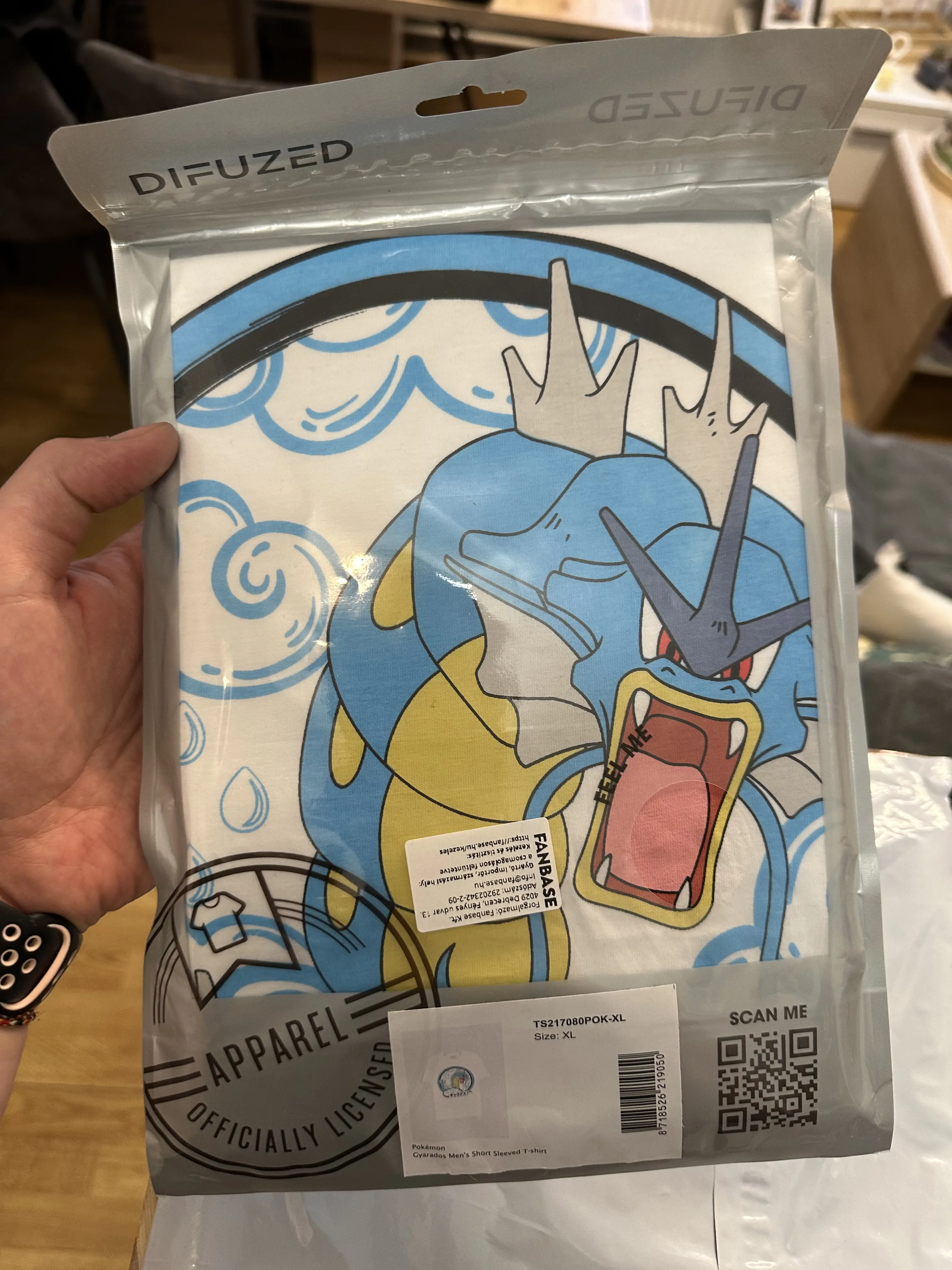 Pokémon T-Shirt Gyarados product photo