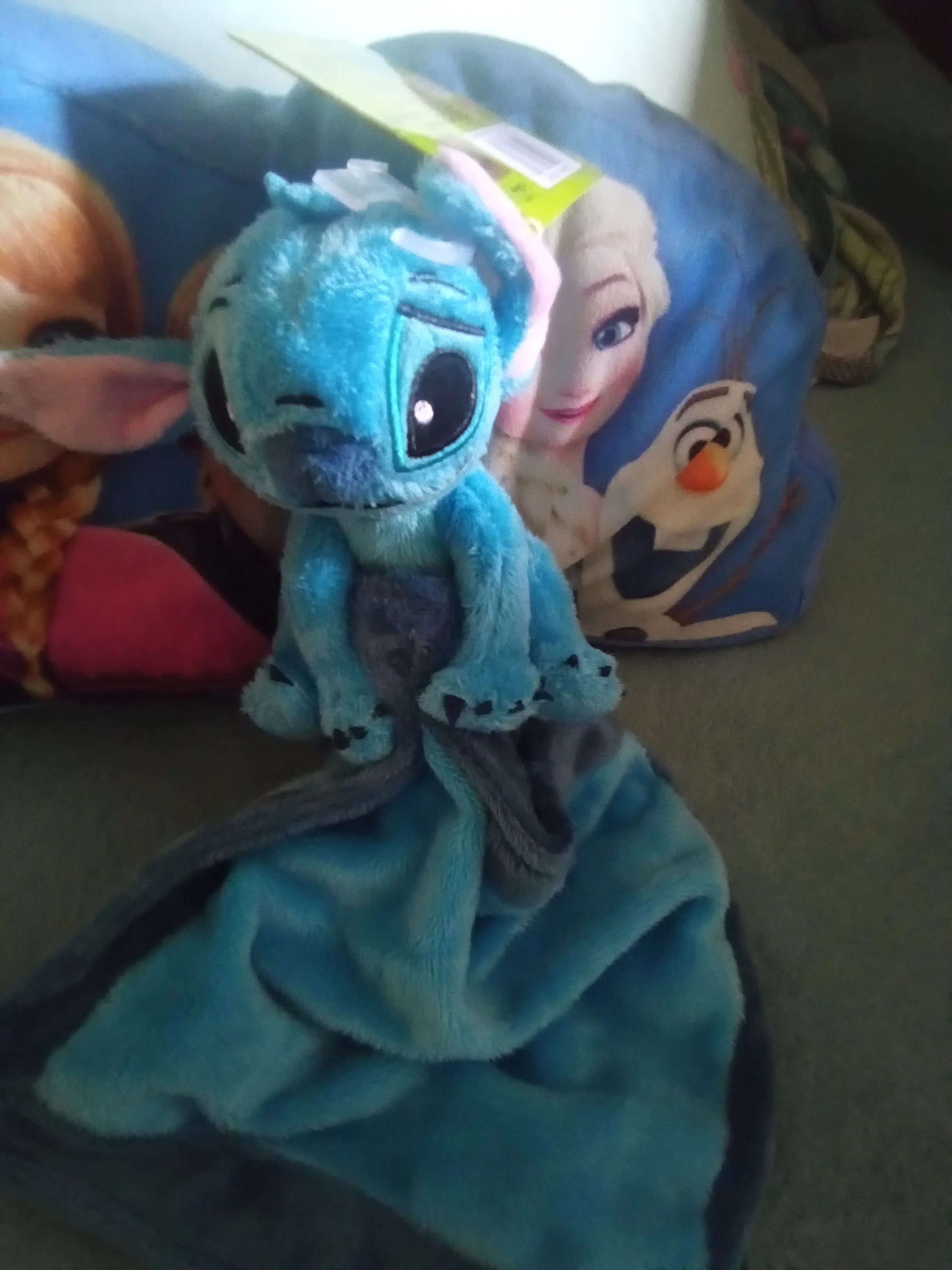 Stitch Plush and Comforter 13 cm product photo