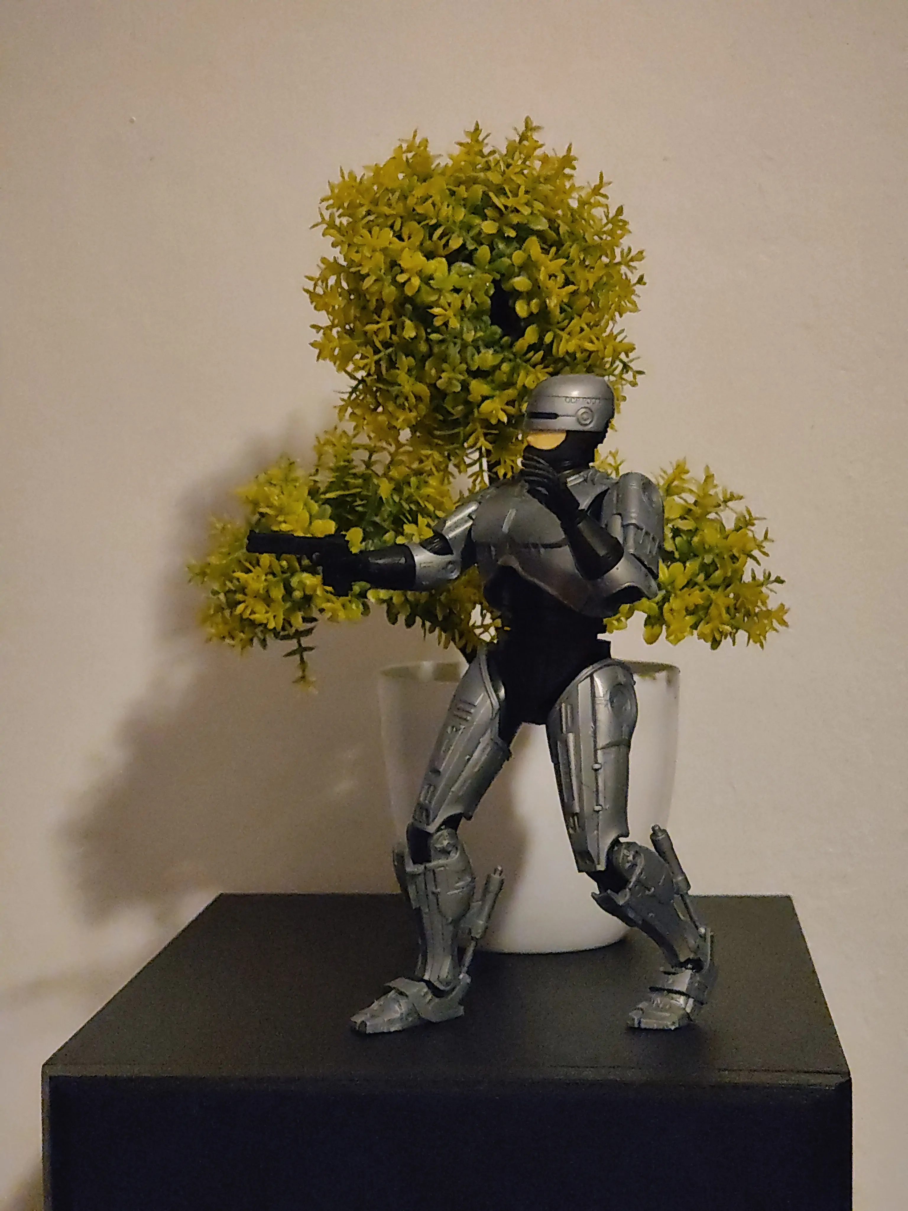 RoboCop Moderoid Plastic Model Kit RoboCop 18 cm product photo