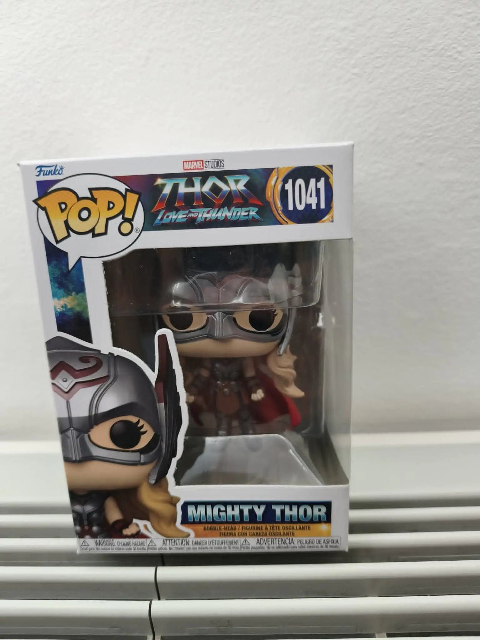 Thor: Love &amp; Thunder POP! Vinyl Figure Mighty Thor 9 cm product photo