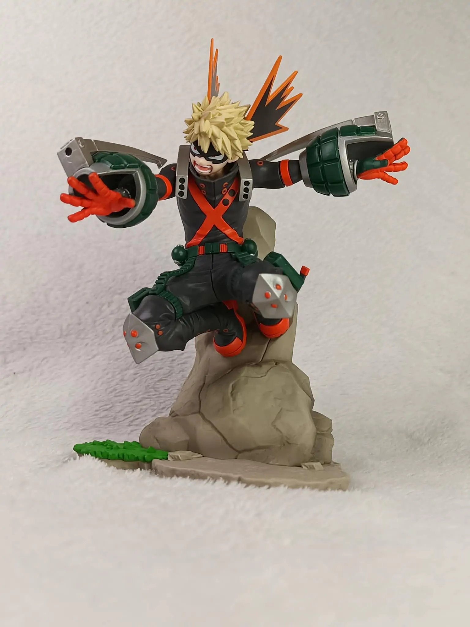 My Hero Academia: You´re Next Xross Link Anime PVC Statue Katsuki Bakugo 18 cm   product photo