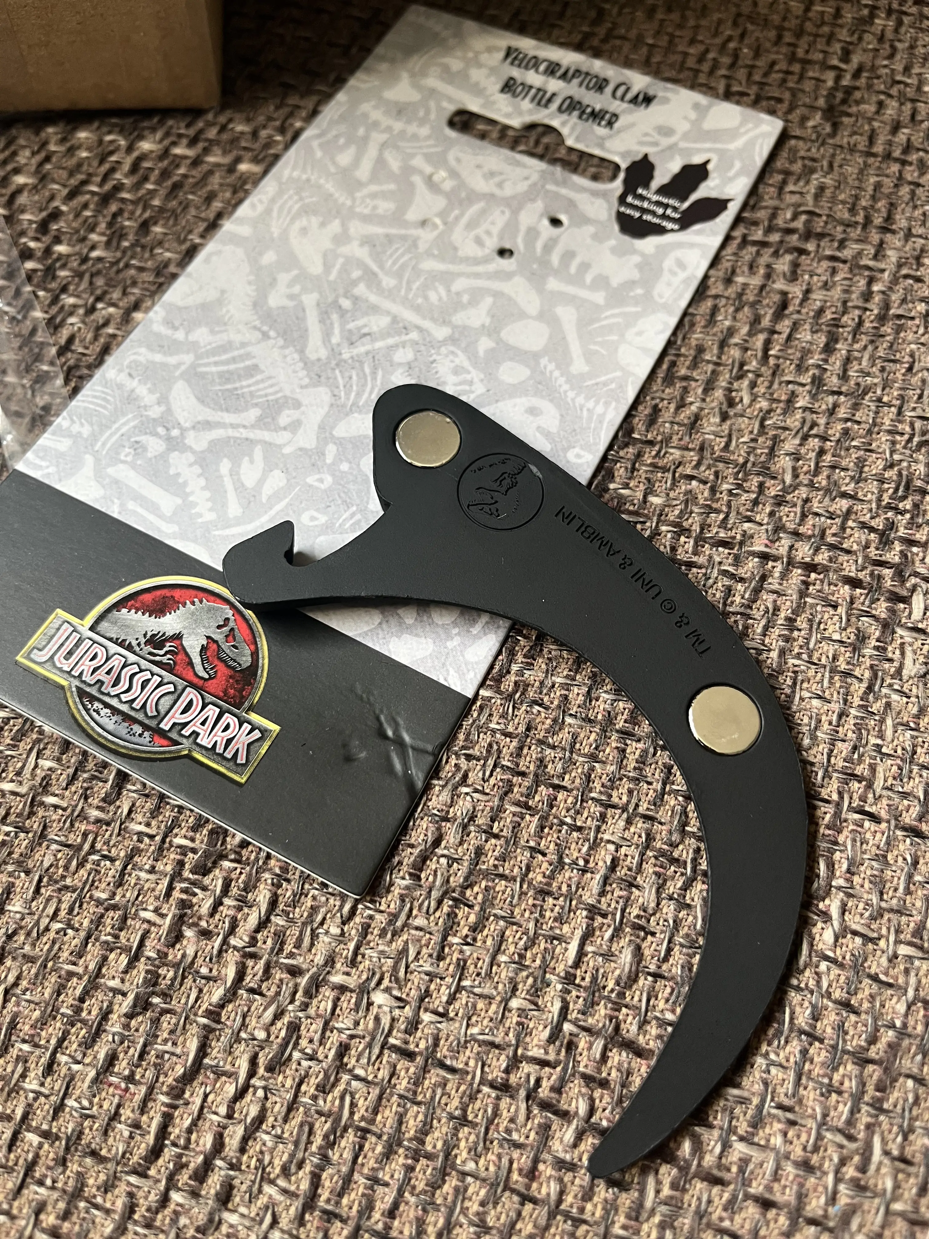 Jurassic Park Bottle Opener Velociraptor Claw product photo
