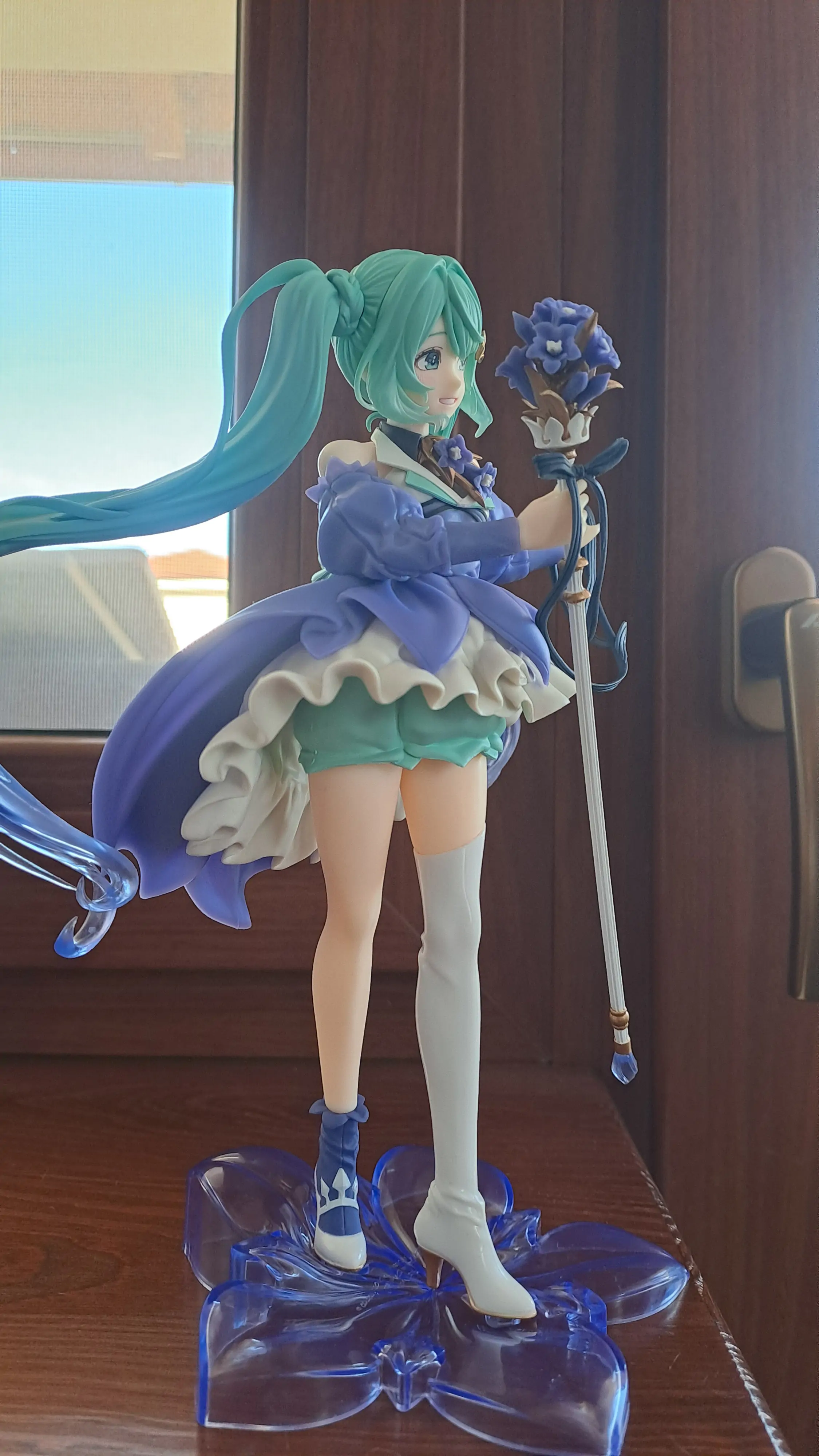 Hatsune Miku AMP PVC Statue Statue Hatsune Miku Birthday 2024 Ver. 21 cm product photo
