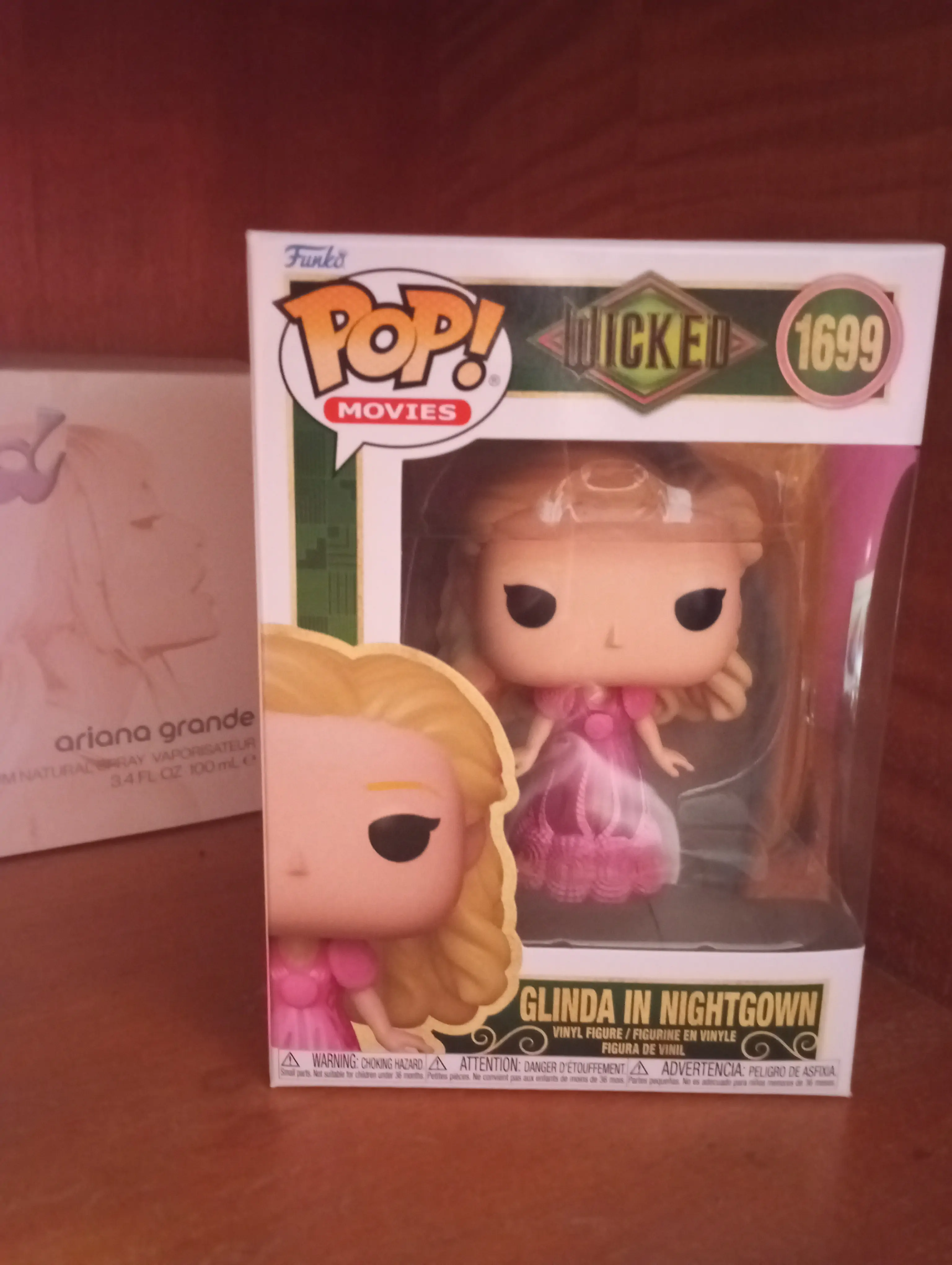 Funko POP figure Wicked Glinda in Nightgown product photo