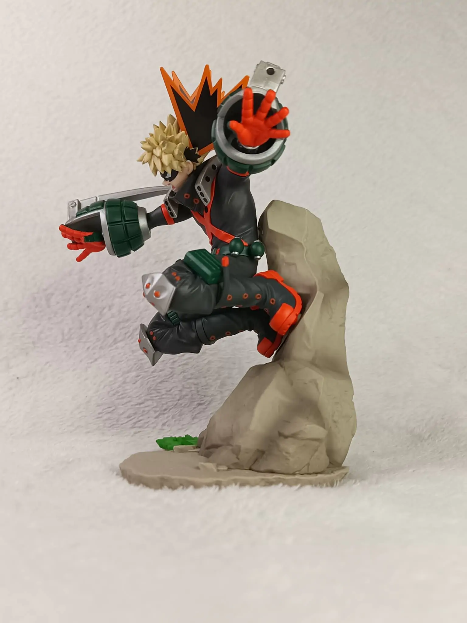 My Hero Academia: You´re Next Xross Link Anime PVC Statue Katsuki Bakugo 18 cm   product photo