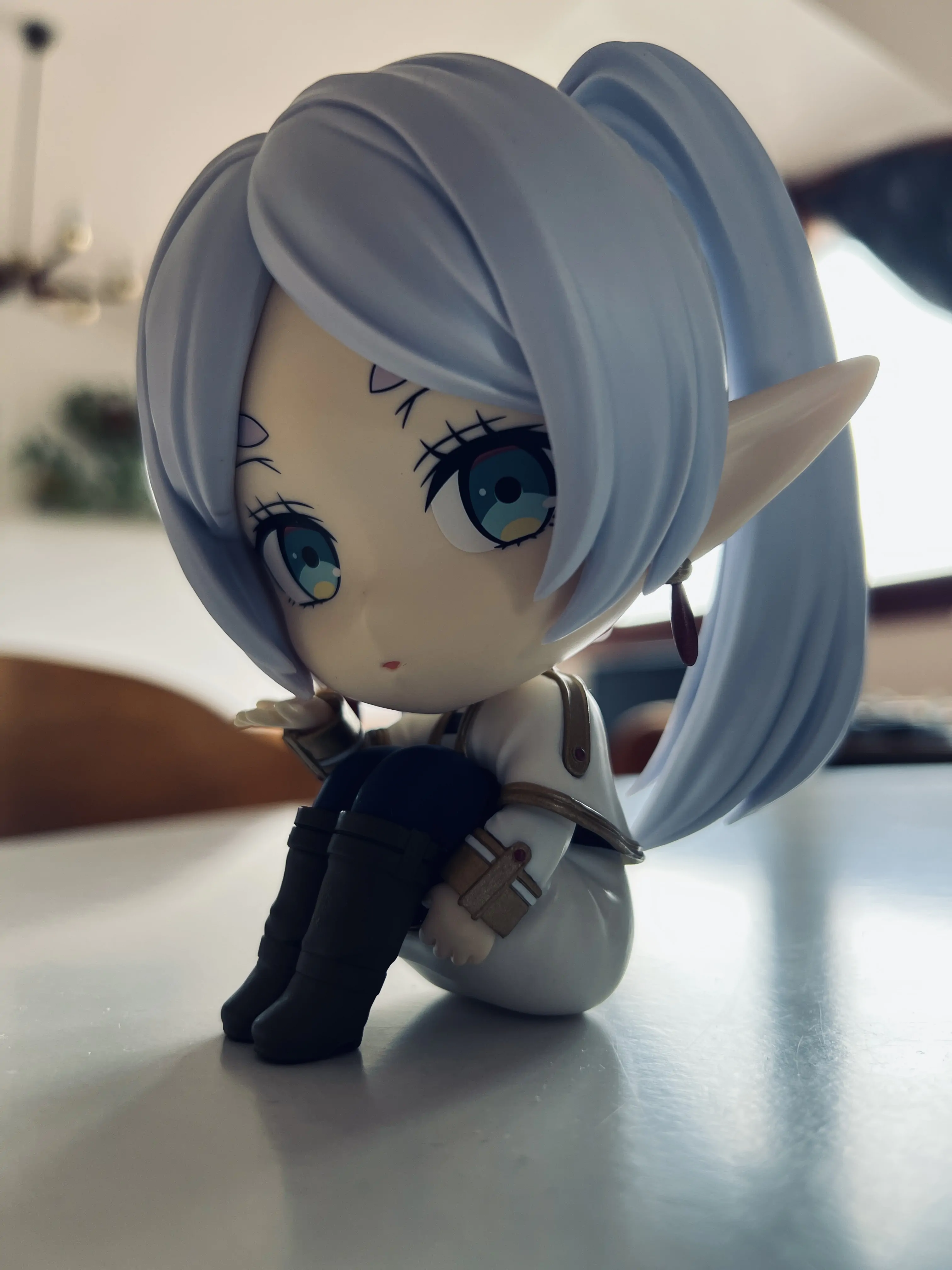 Frieren Beyond Journeys End Frieren Sitting Frieren figure 11cm product photo
