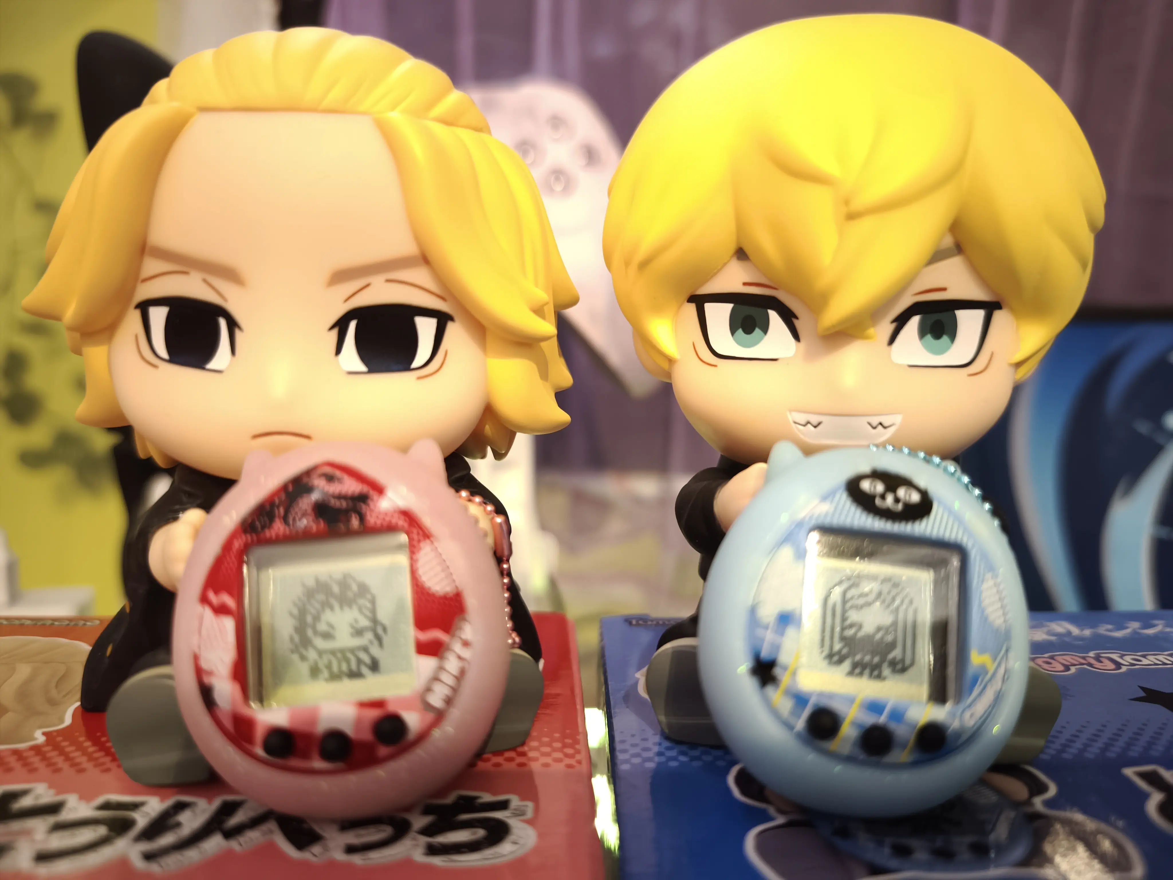 Tokyo Revengers Hugmy Tamagotchi + Chifuyu Support figure product photo