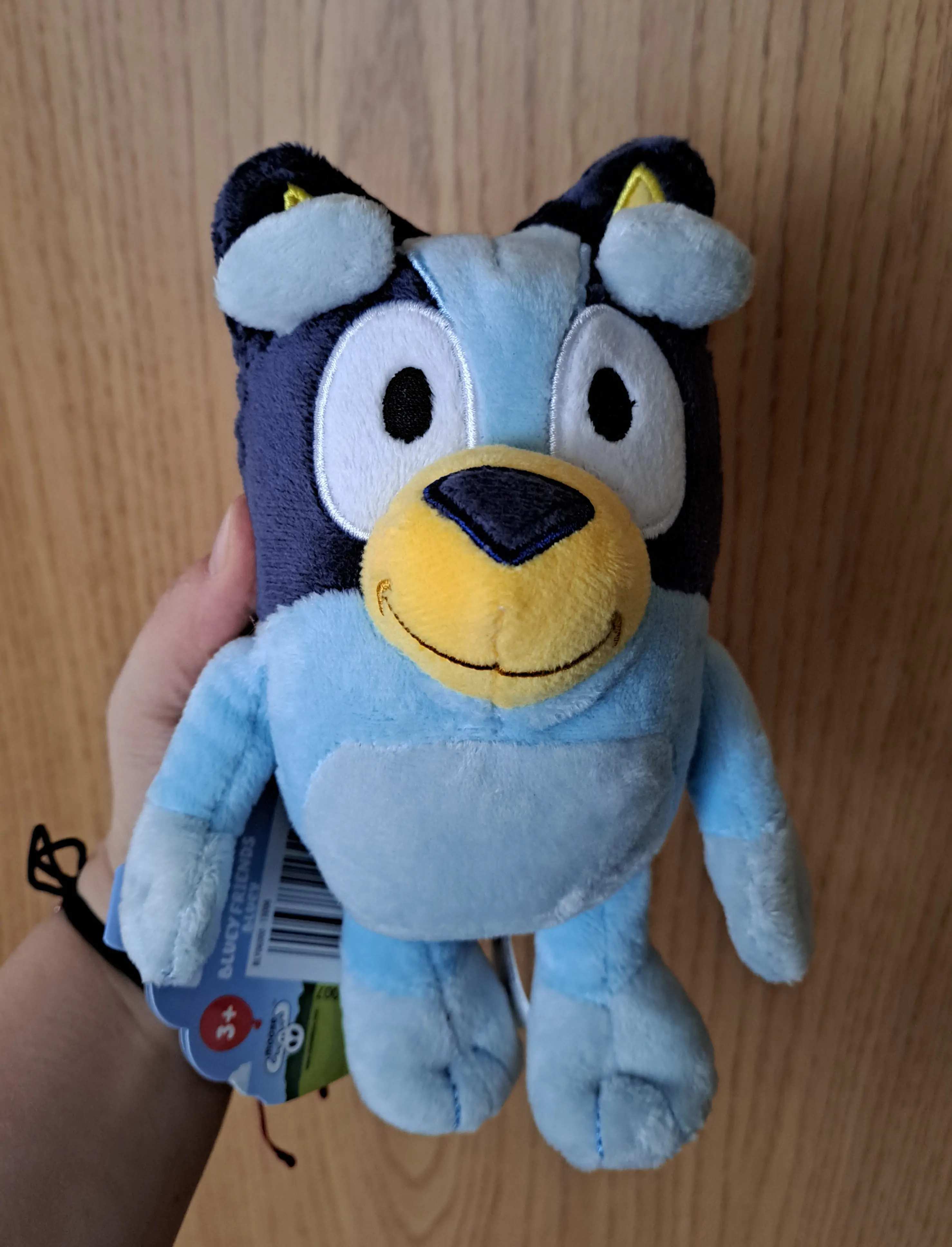 Bluey Friends Bluey plush toy 20 cm product photo