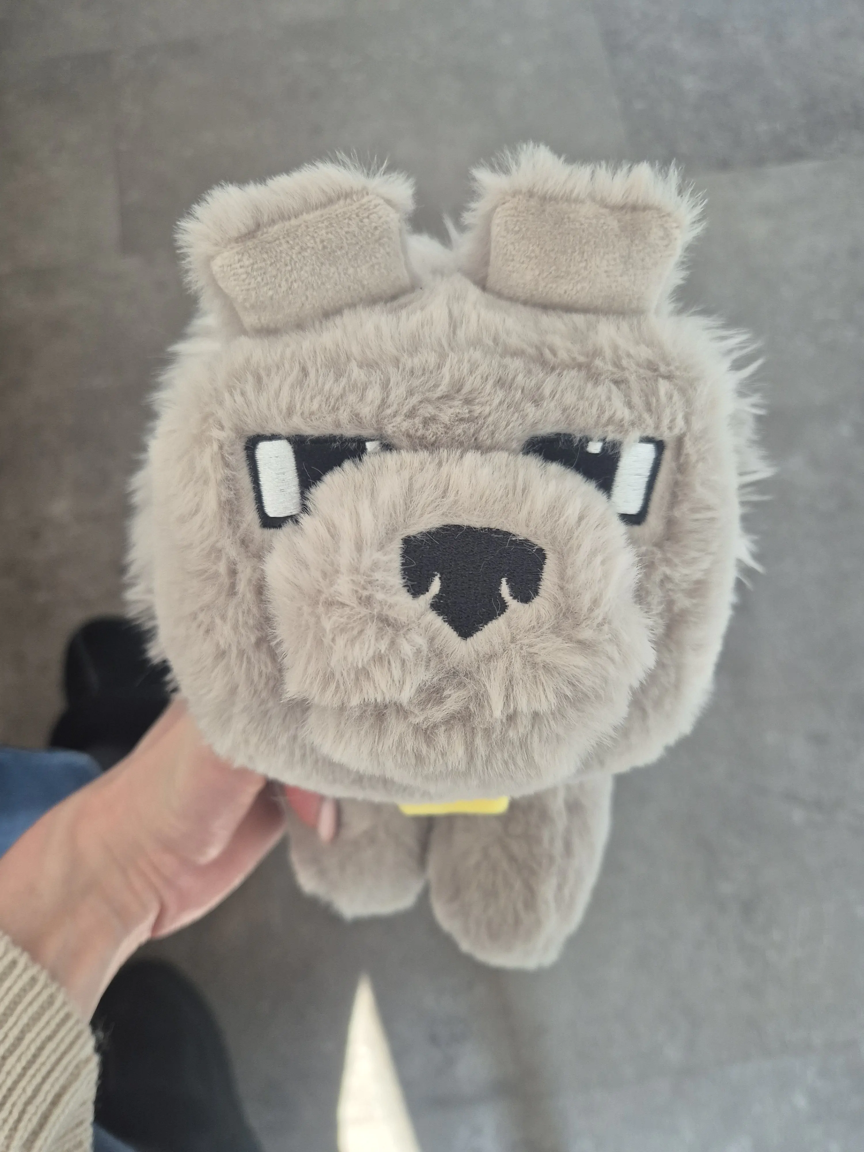 A Minecraft Movie Plush Figure Dennis the Wolf 20 cm product photo