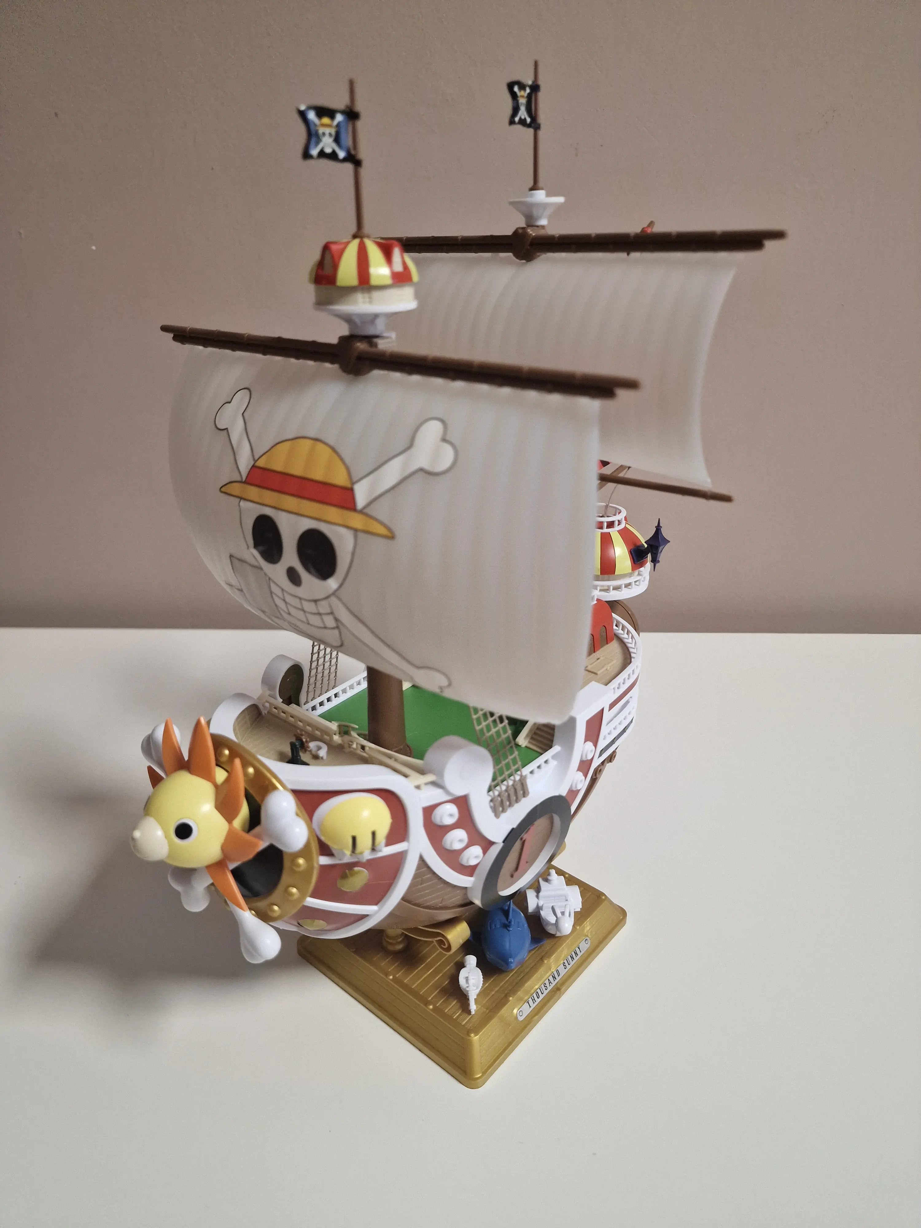 One Piece Thousand Sunny Land of Wano Model kit figure 30cm termékfotó