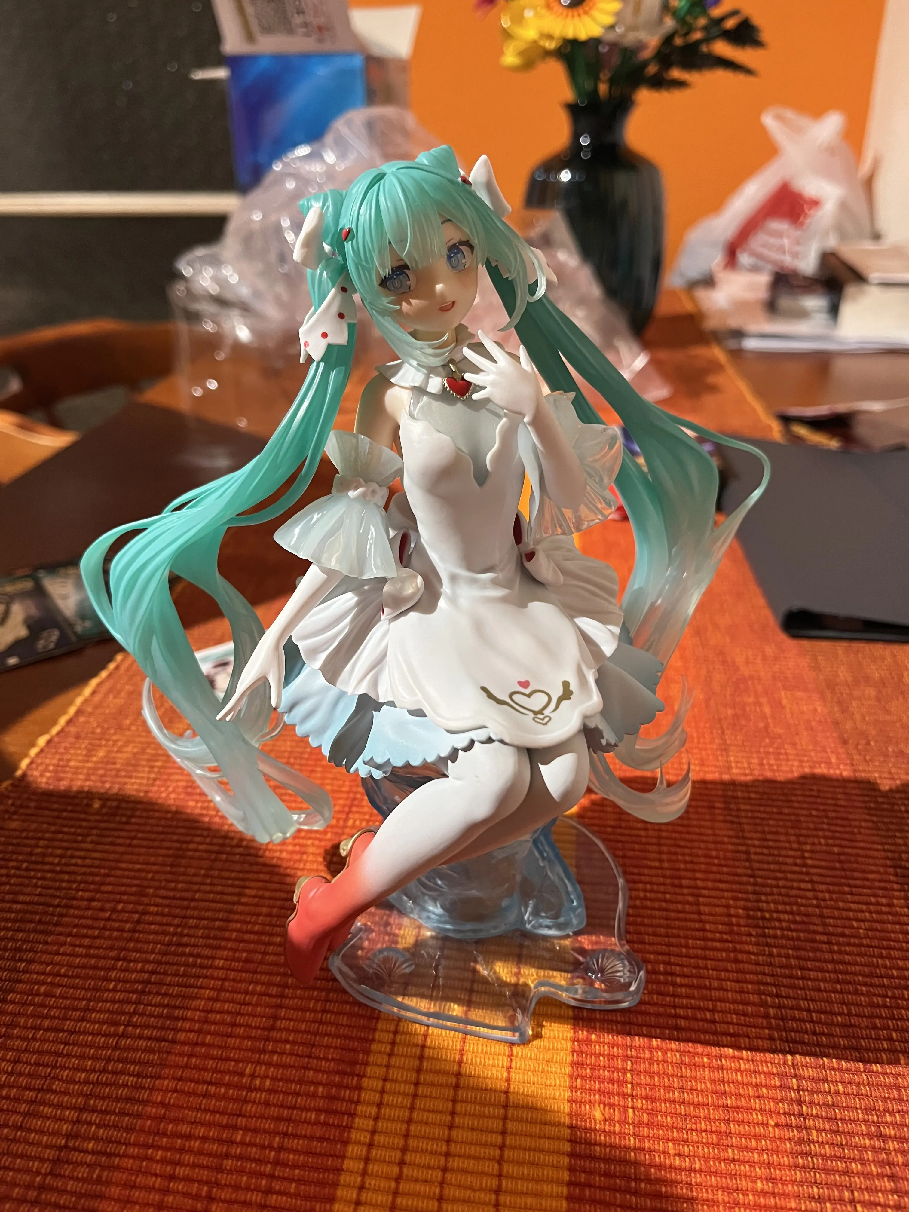 Hatsune Miku Clione Crearluxe figure 18cm product photo