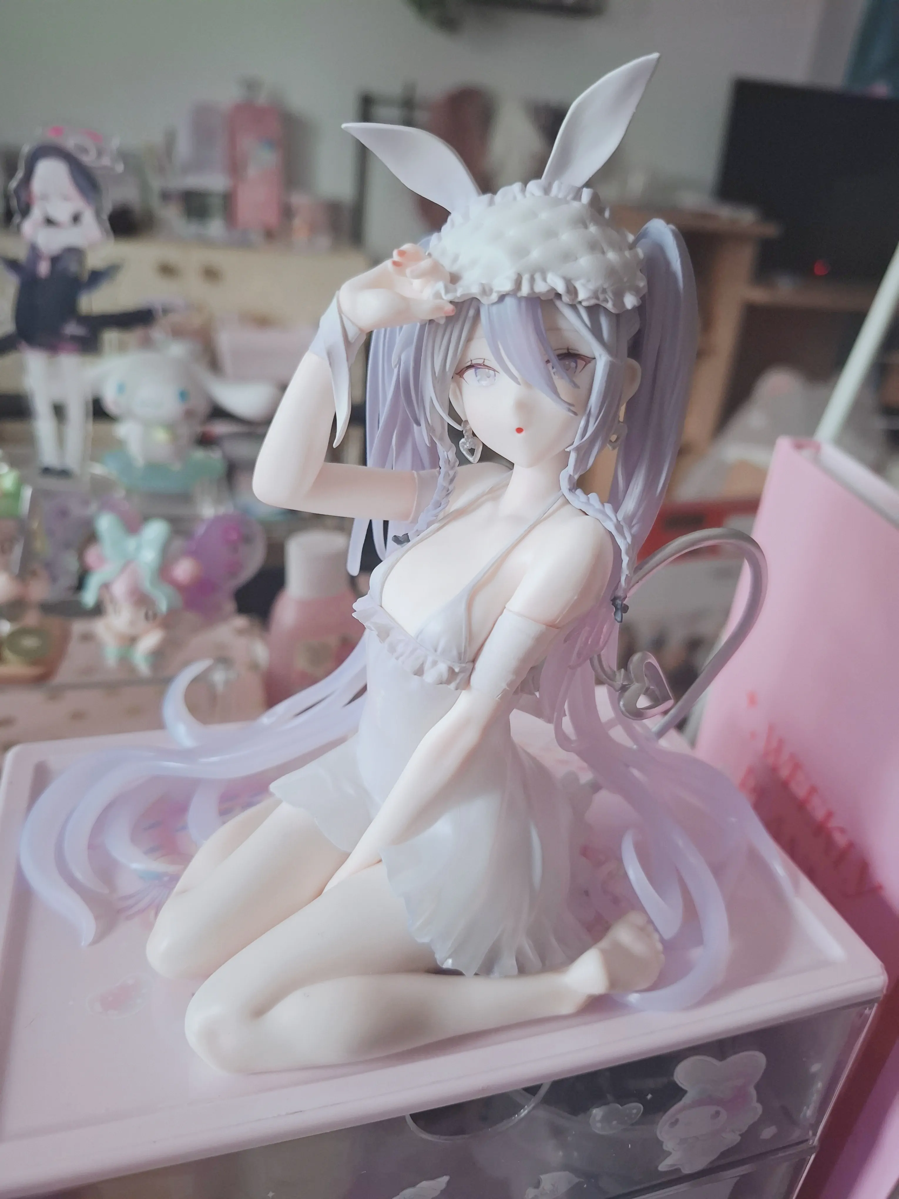 Rurudo - Rurudo Sleepy Bunny figure 13cm product photo