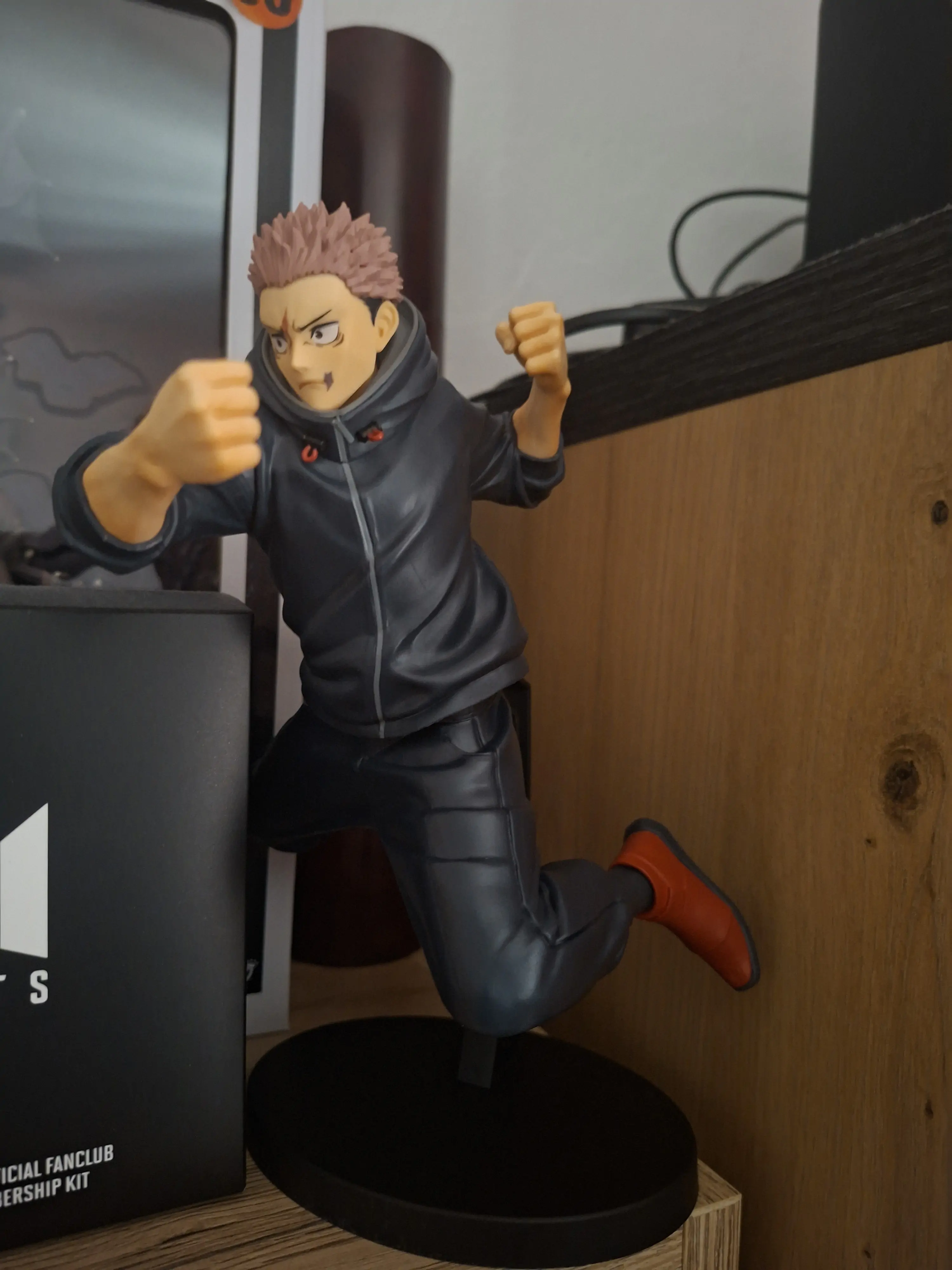 Jujutsu Kaisen Yuji Itadori Maximatic figure 20cm product photo