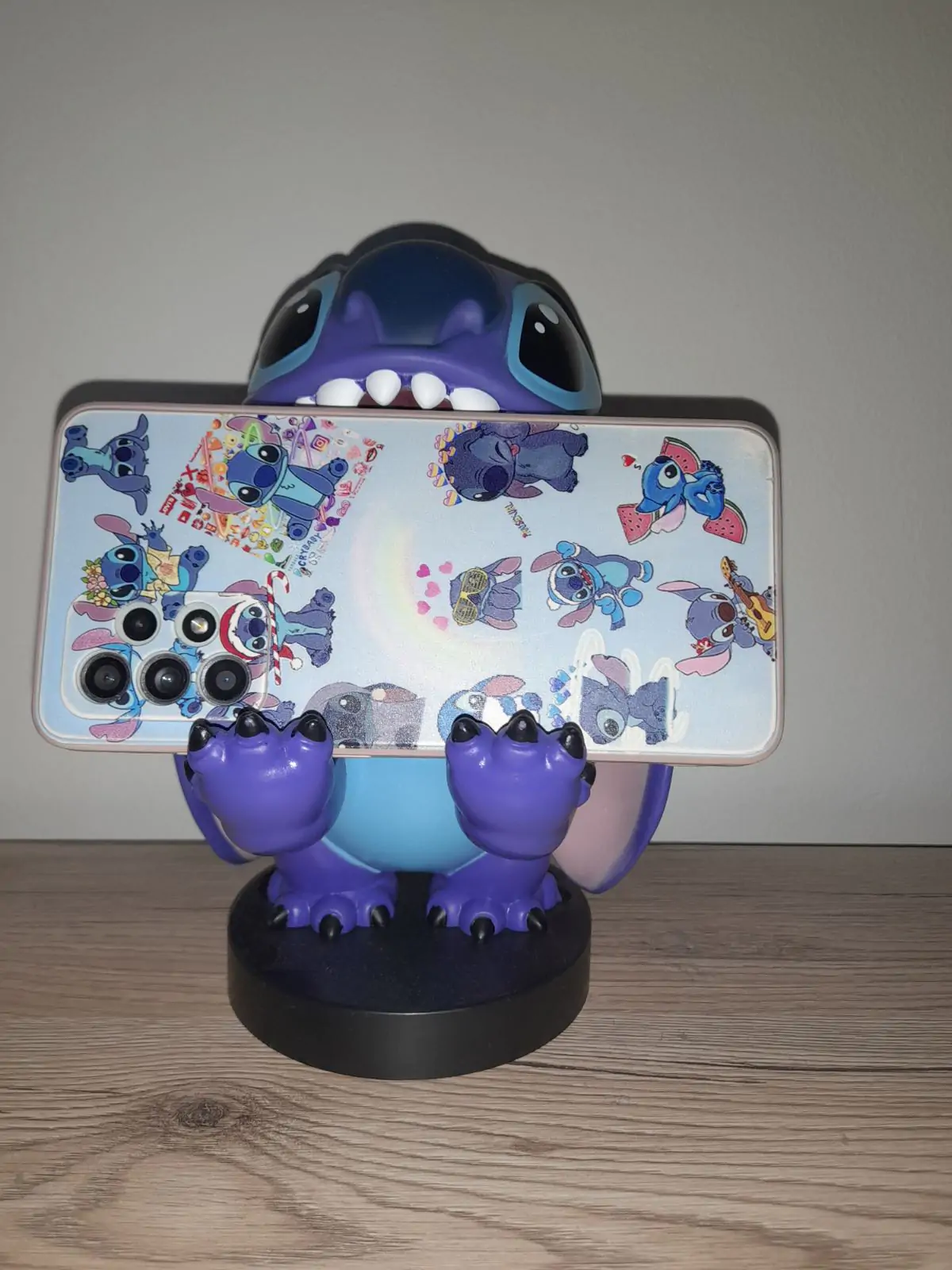 Lilo & Stitch Cable Guys Charging Stand Smiley Stitch 21 cm product photo