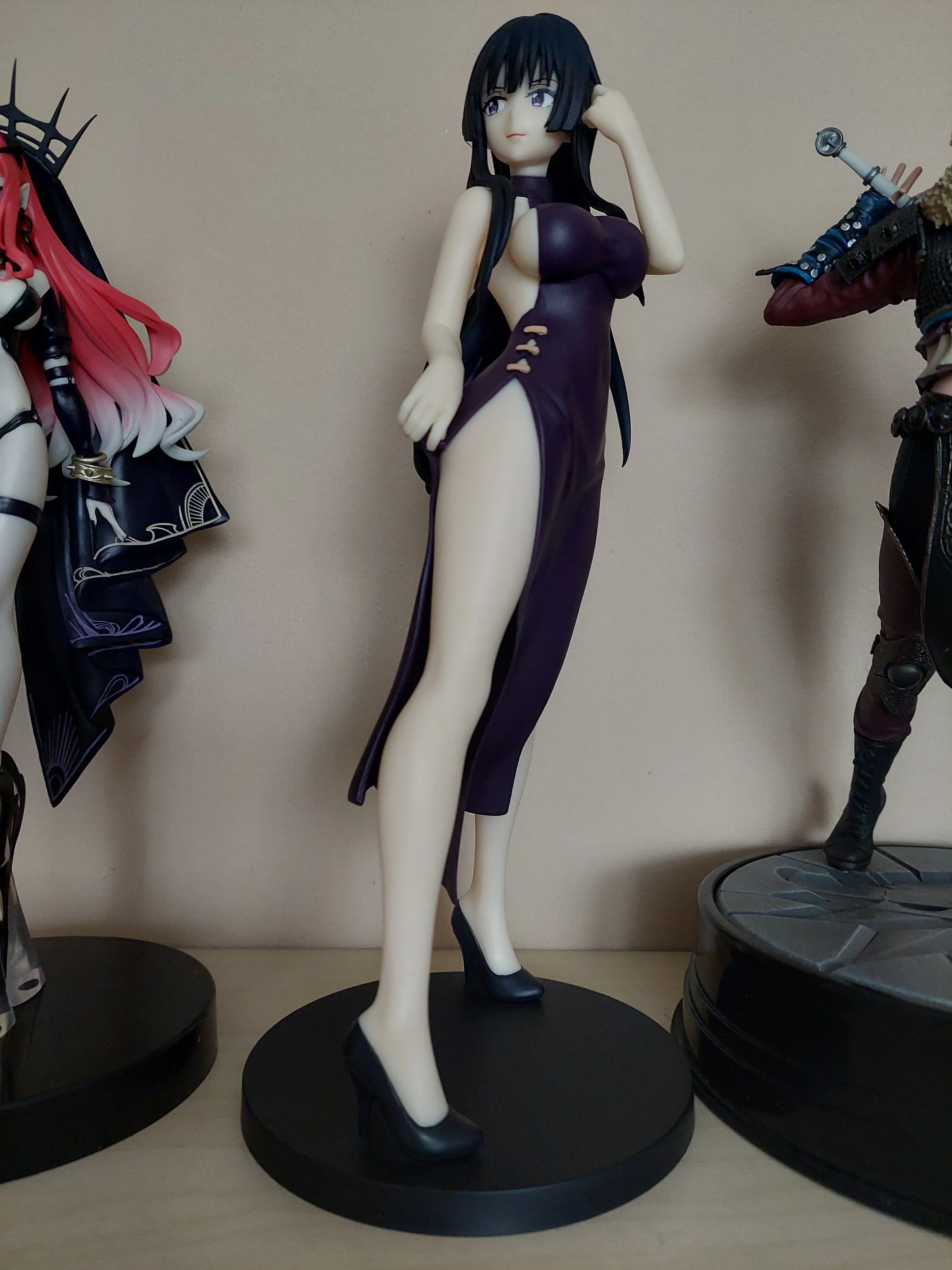 Spy Room Glitter & Glamours Thea figure 23cm product photo