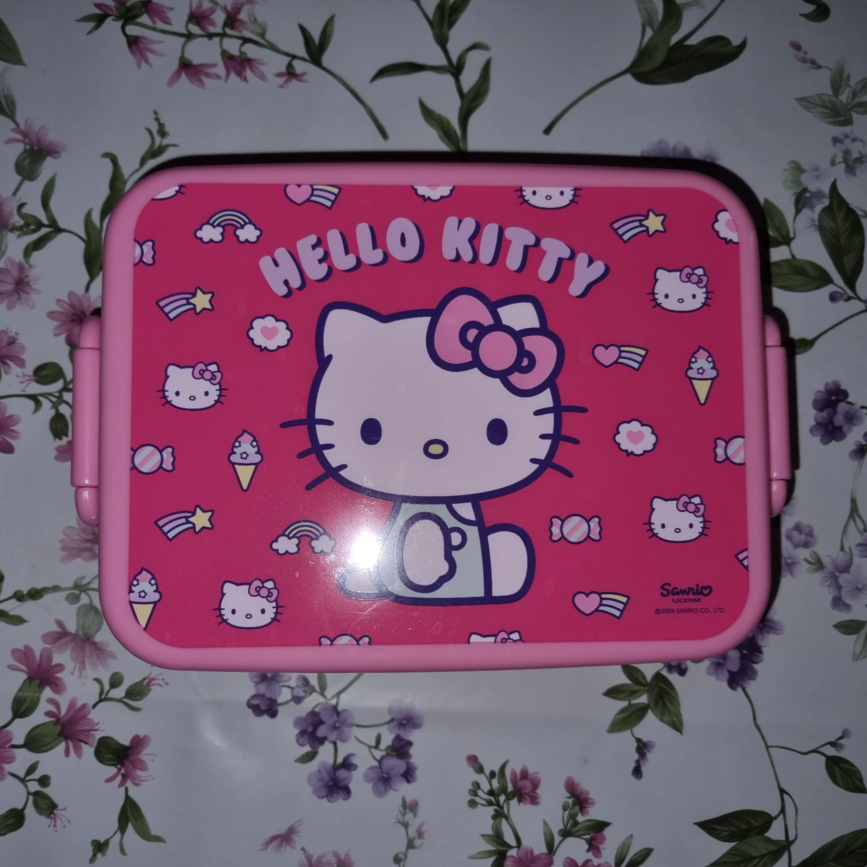 Sanrio Lunch Box Hello Kitty Lunch Bunch product photo