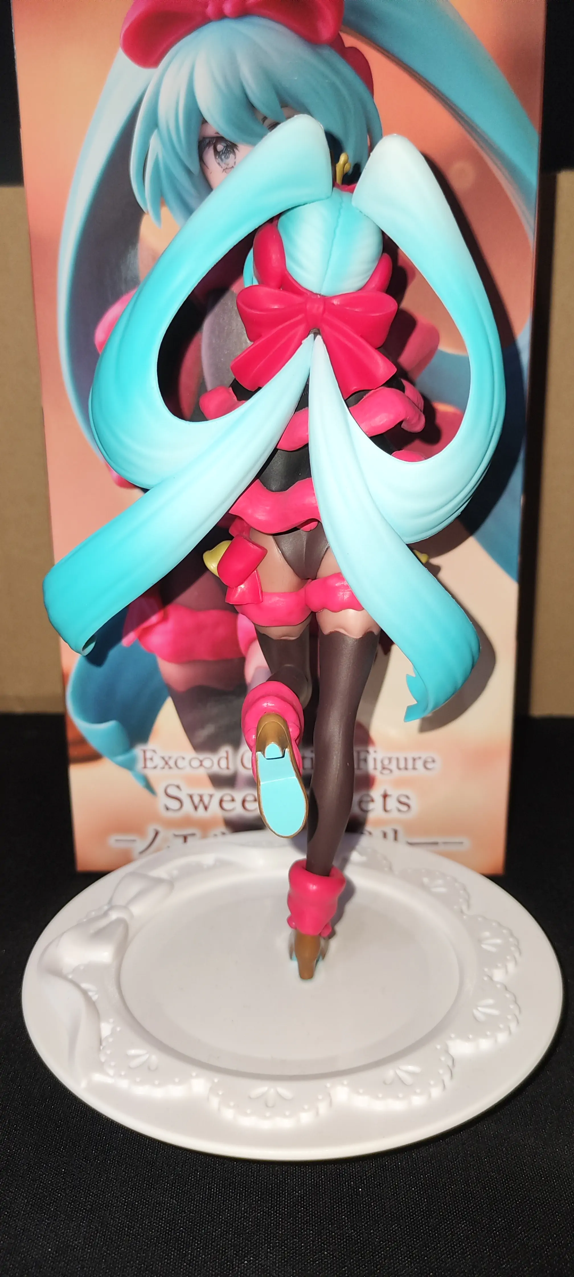 Hatsune Miku Exceed Creative PVC Statue SweetSweets Series Noel Raspberry Ver. 21 cm product photo
