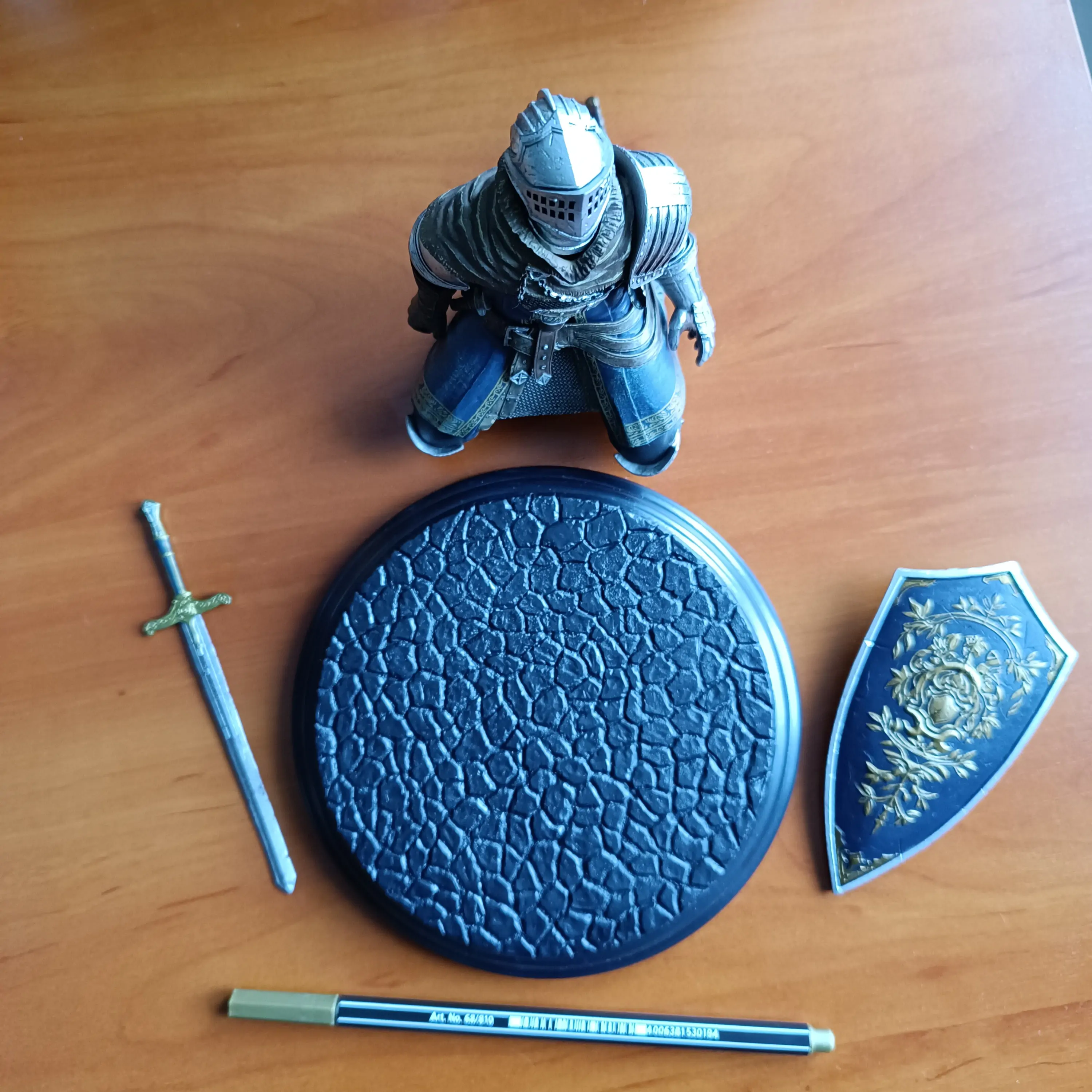 Dark Souls Oscar Kinight of Astora Sculpt Collection figure 12cm product photo