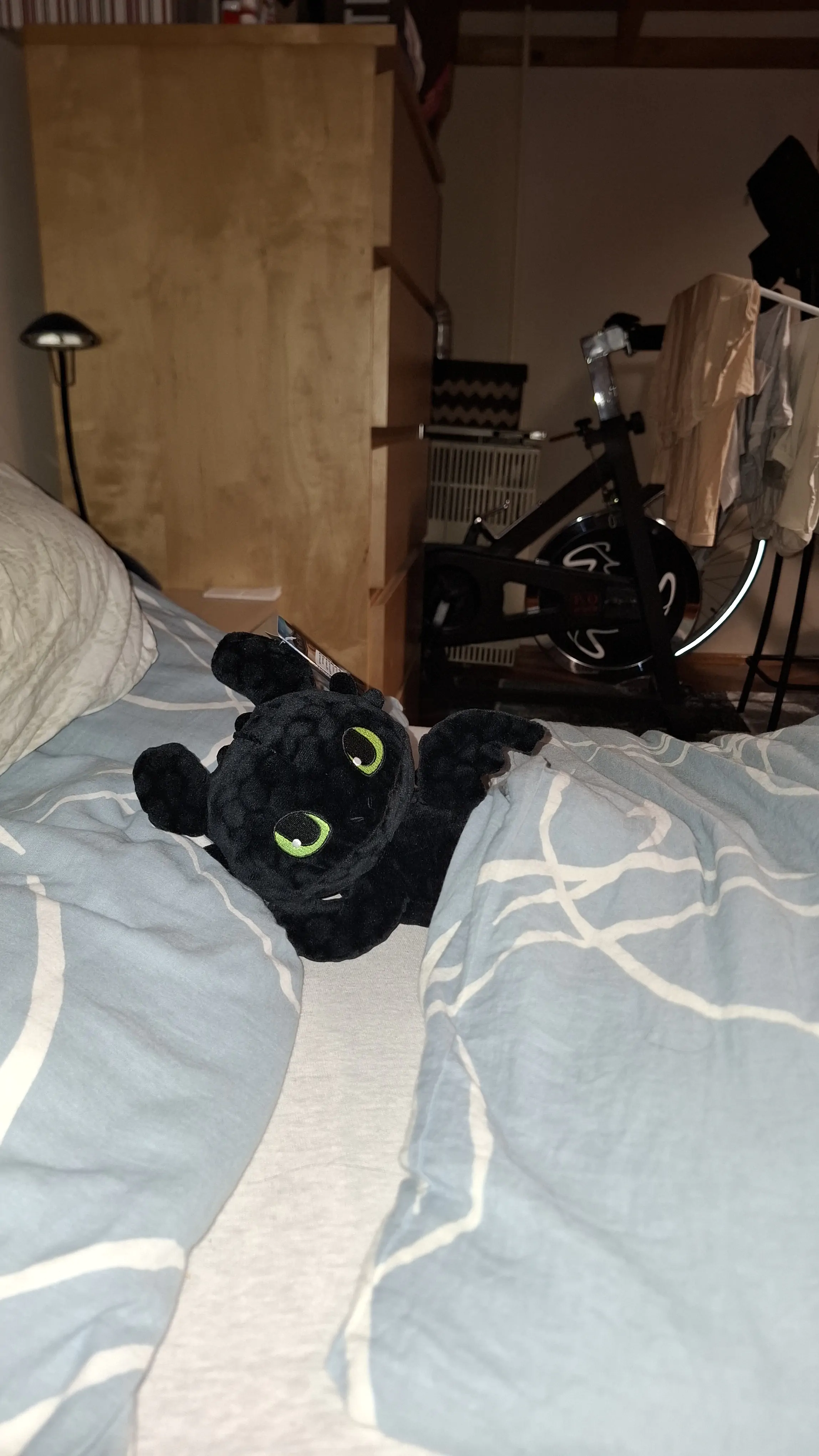 How to Train Your Dragon Plush Figure Toothless Lying Version 30 cm product photo