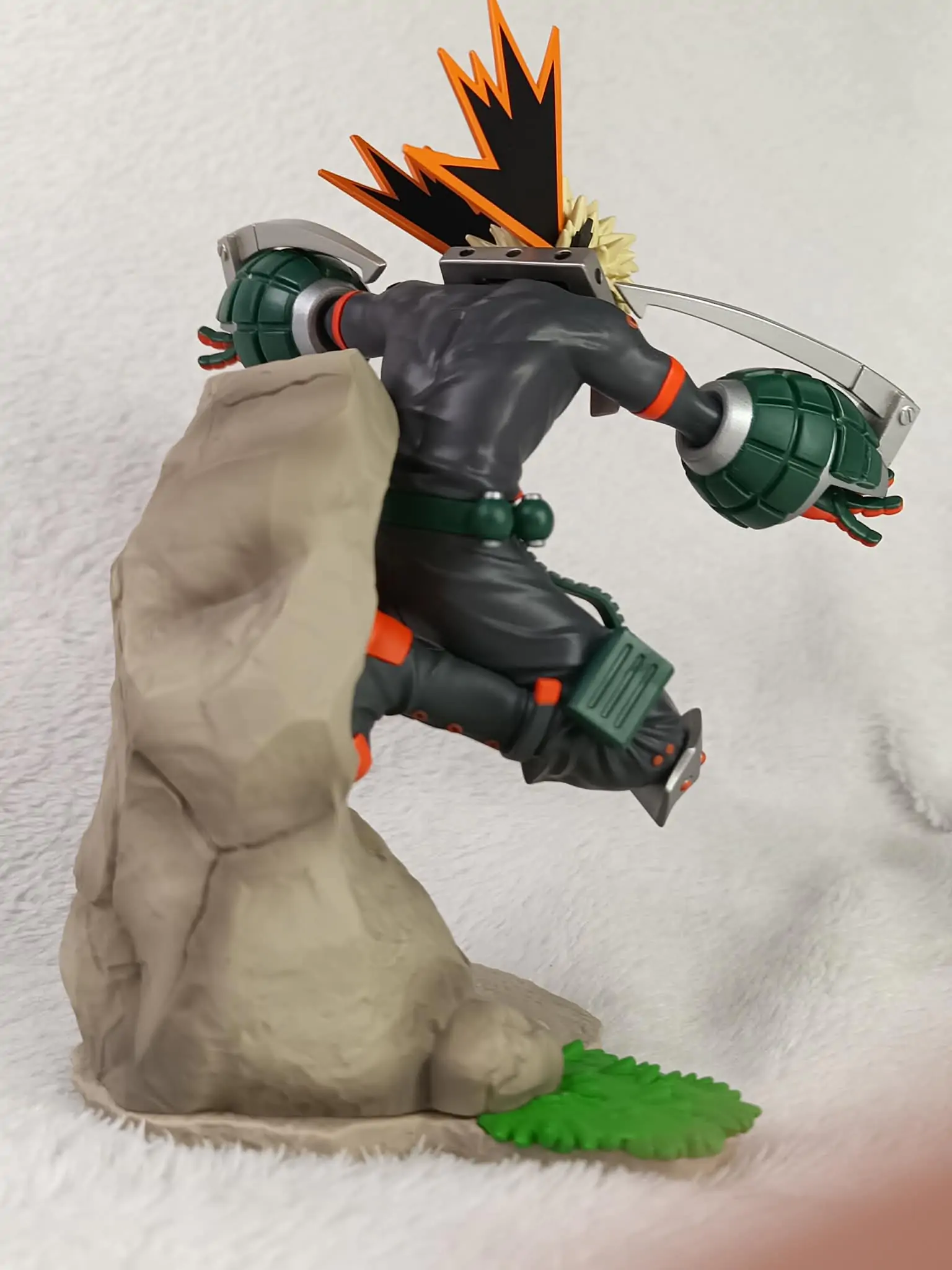 My Hero Academia: You´re Next Xross Link Anime PVC Statue Katsuki Bakugo 18 cm   product photo