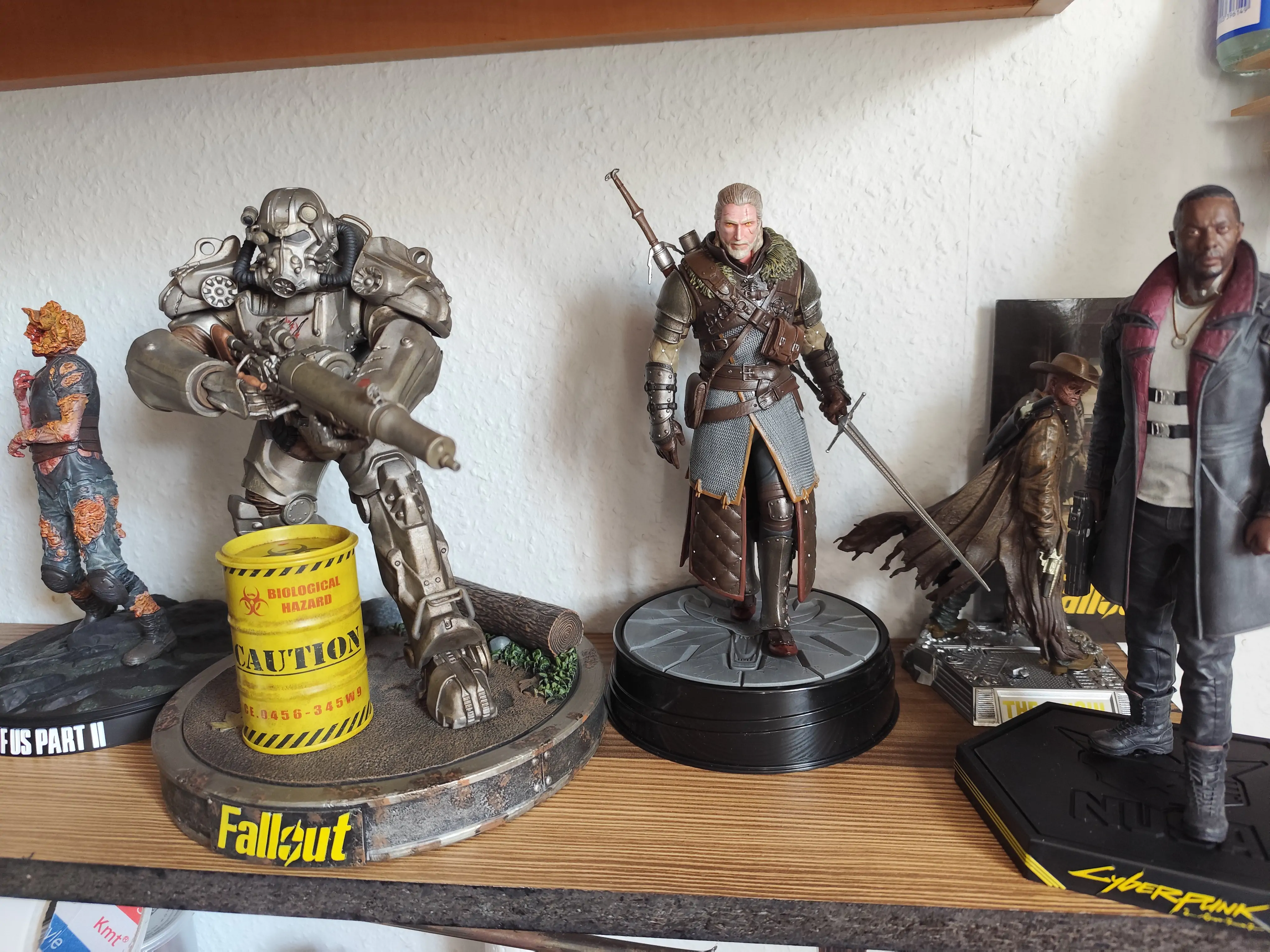 Witcher 3 Wild Hunt PVC Statue Geralt Grandmaster Ursine 24 cm product photo