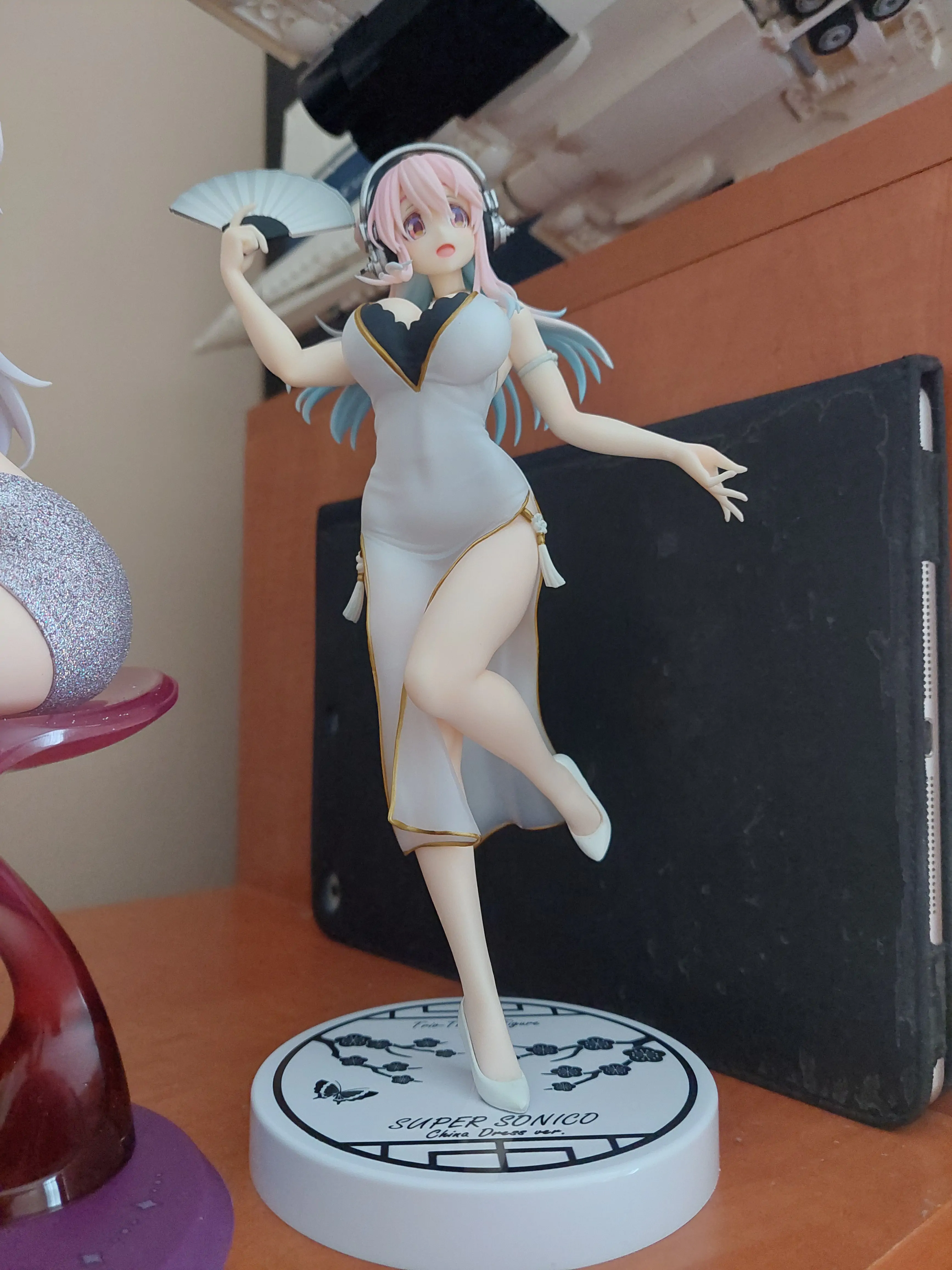 Super Sonico Trio-Try-iT PVC Statue White China Dress Ver. 21 cm product photo