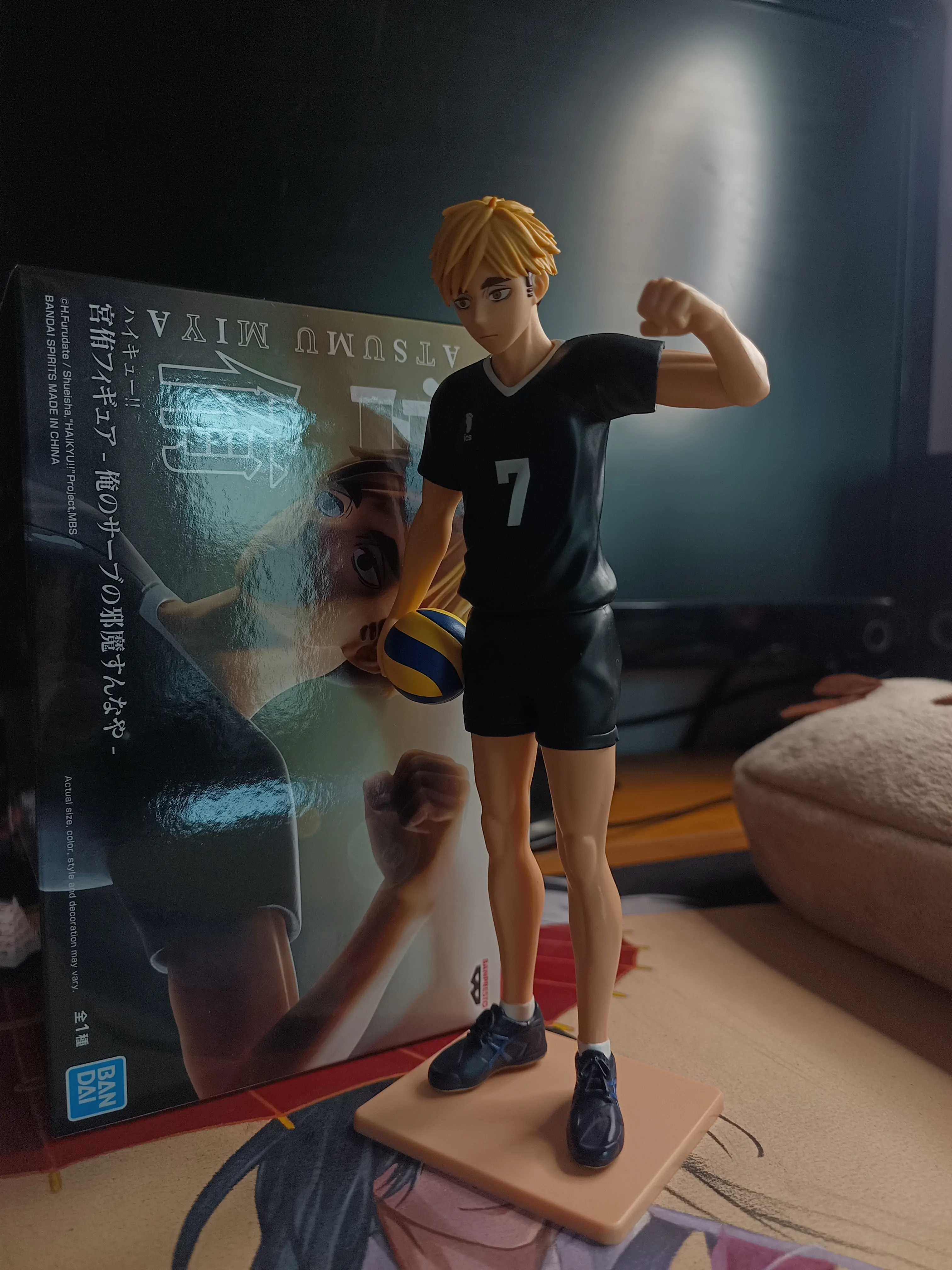Haikyu!! Atsumu Miya figure 19cm product photo