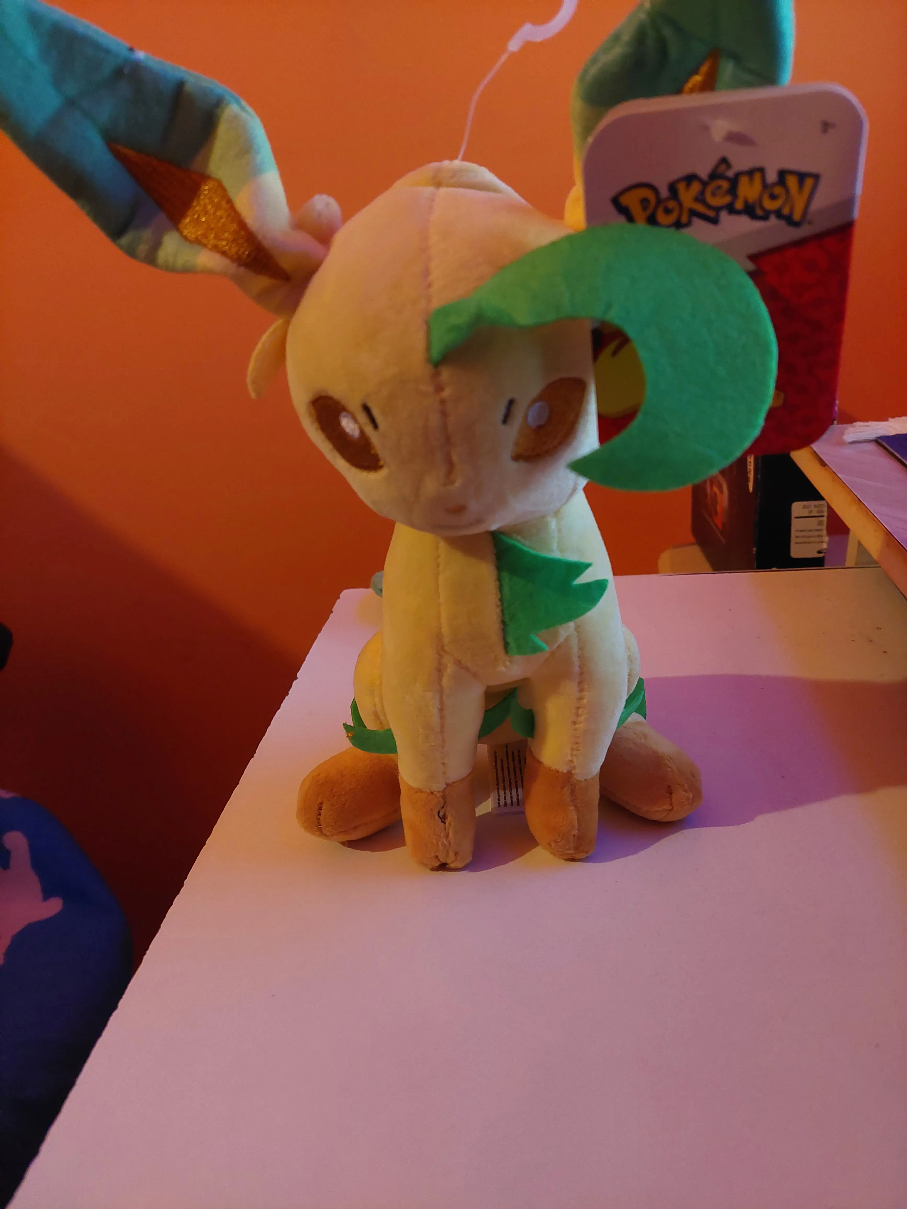 Pokemon Leafeon plush toy 23cm termékfotó