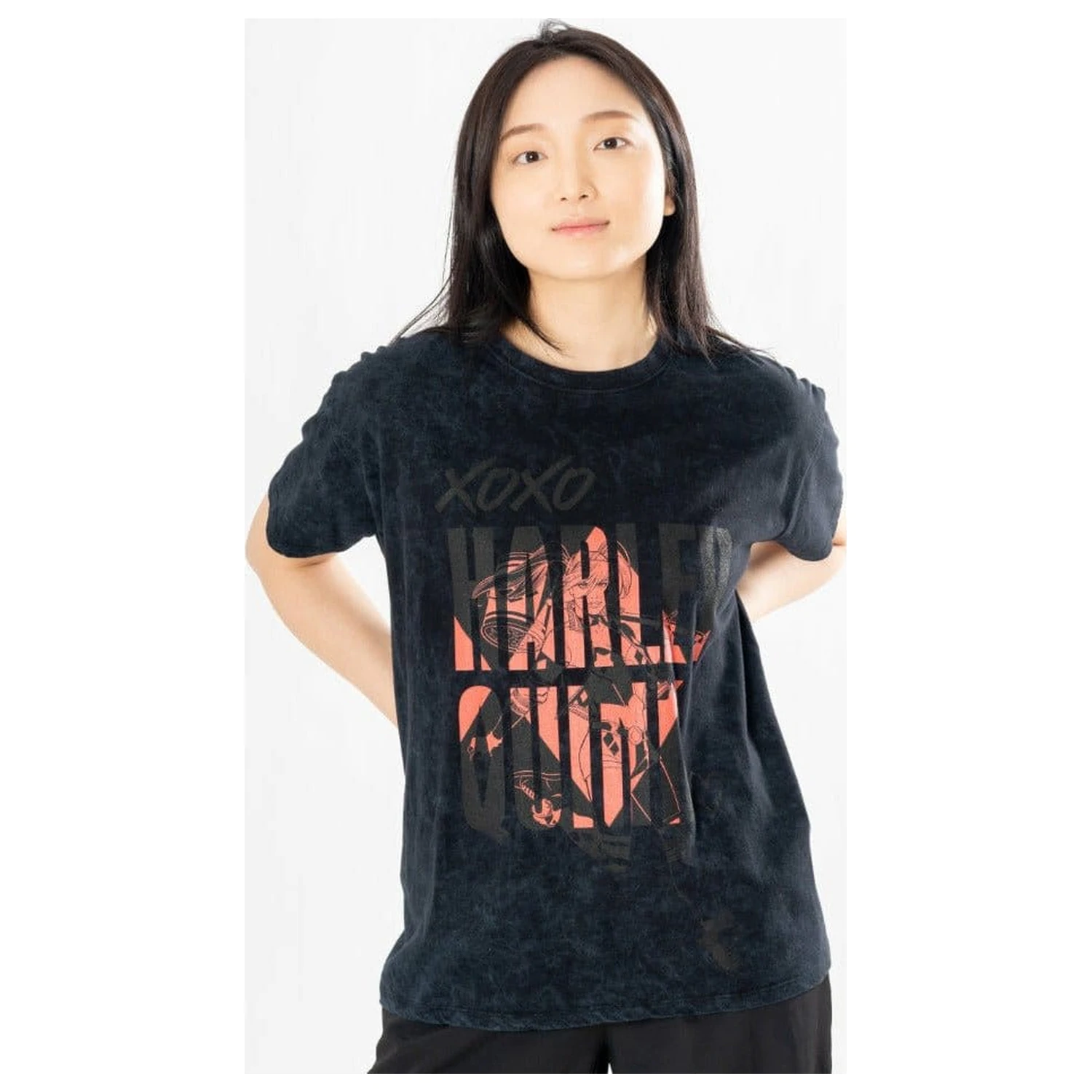 DC Comics T-Shirt Harley Quinn Acid Wash Xoxo  product photo