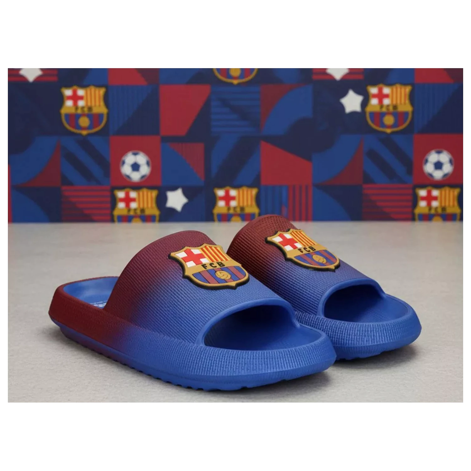 FC Barcelona Logo adult slippers product photo