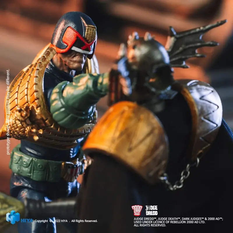 2000 AD Exquisite Mini Action Figure 1/18 Judge Dredd Gaze Into The Fist of Dredd 10 cm termékfotó