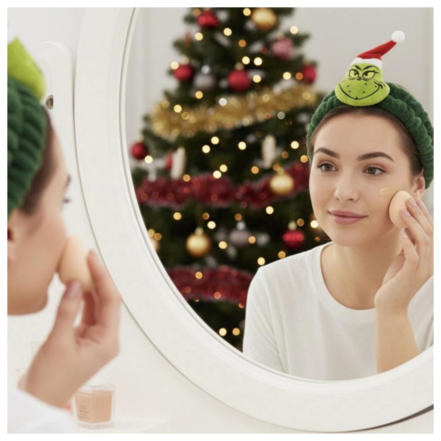 The Grinch Mischief Cosmetic Headband product photo