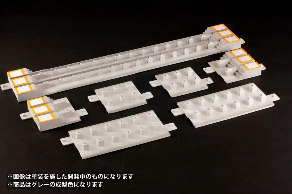 Plastic Kit Accessory Pit track 27 cm (re-run) product photo
