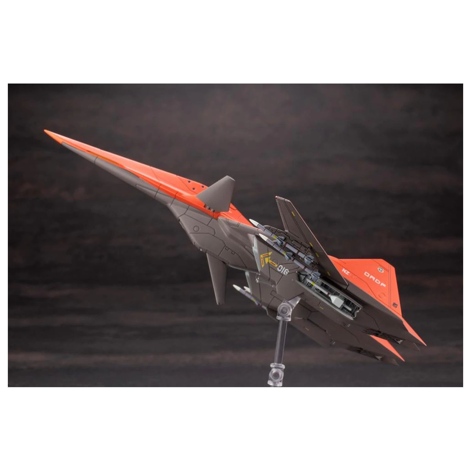 Ace Combat ADF-01 Model Kit 16cm product photo