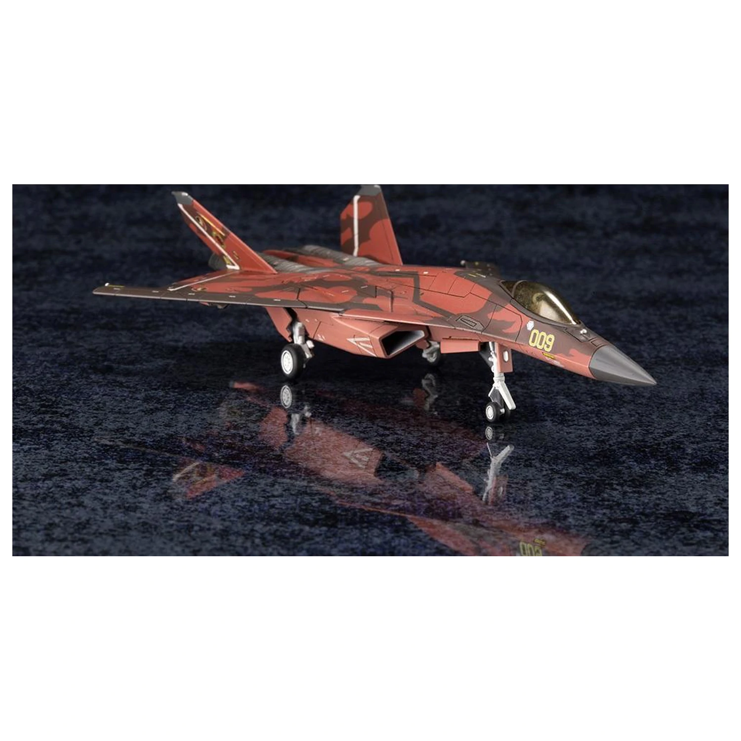 Ace Combat CFA-44 Model Kit 16cm product photo