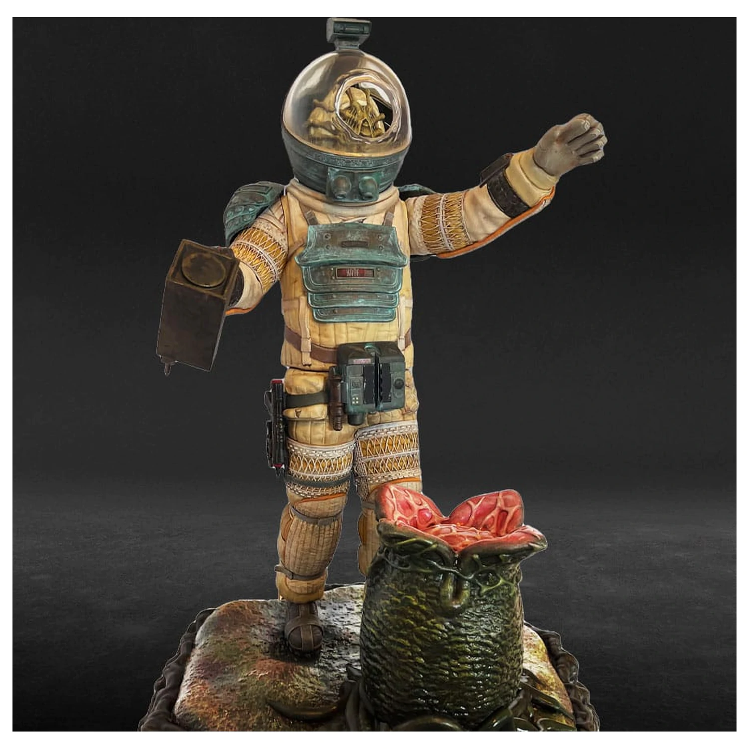 Alien Statue 1/4 Officer Kane 56 cm   product photo