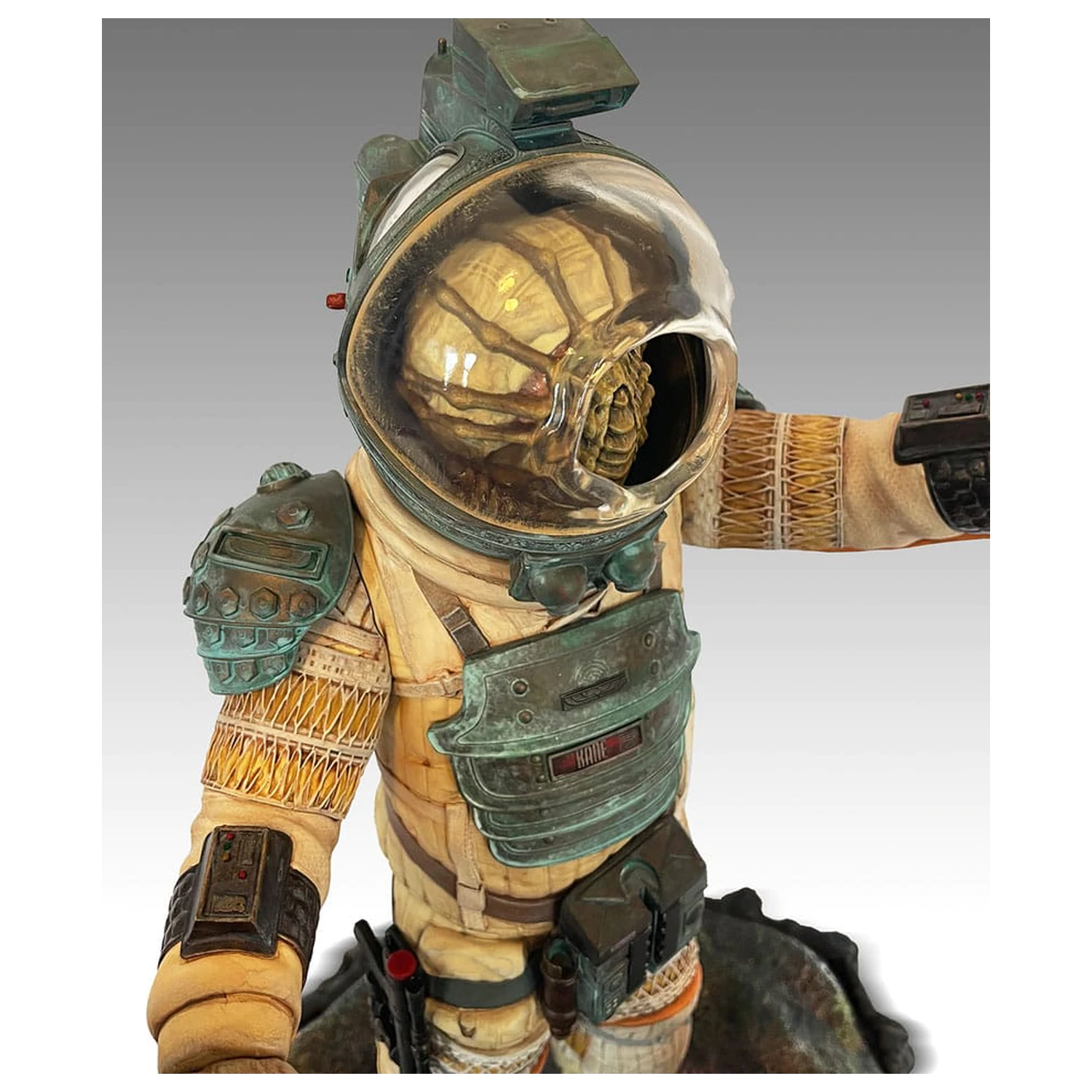 Alien Statue 1/4 Officer Kane 56 cm   product photo