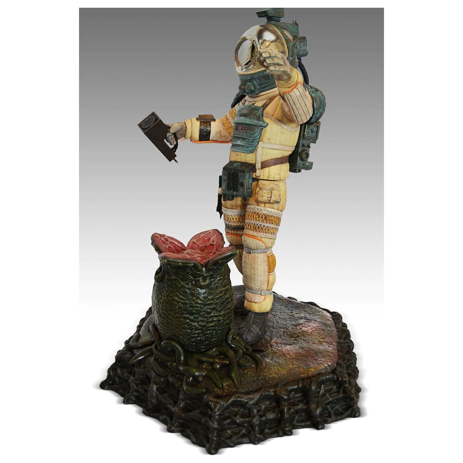 Alien Statue 1/4 Officer Kane 56 cm   product photo