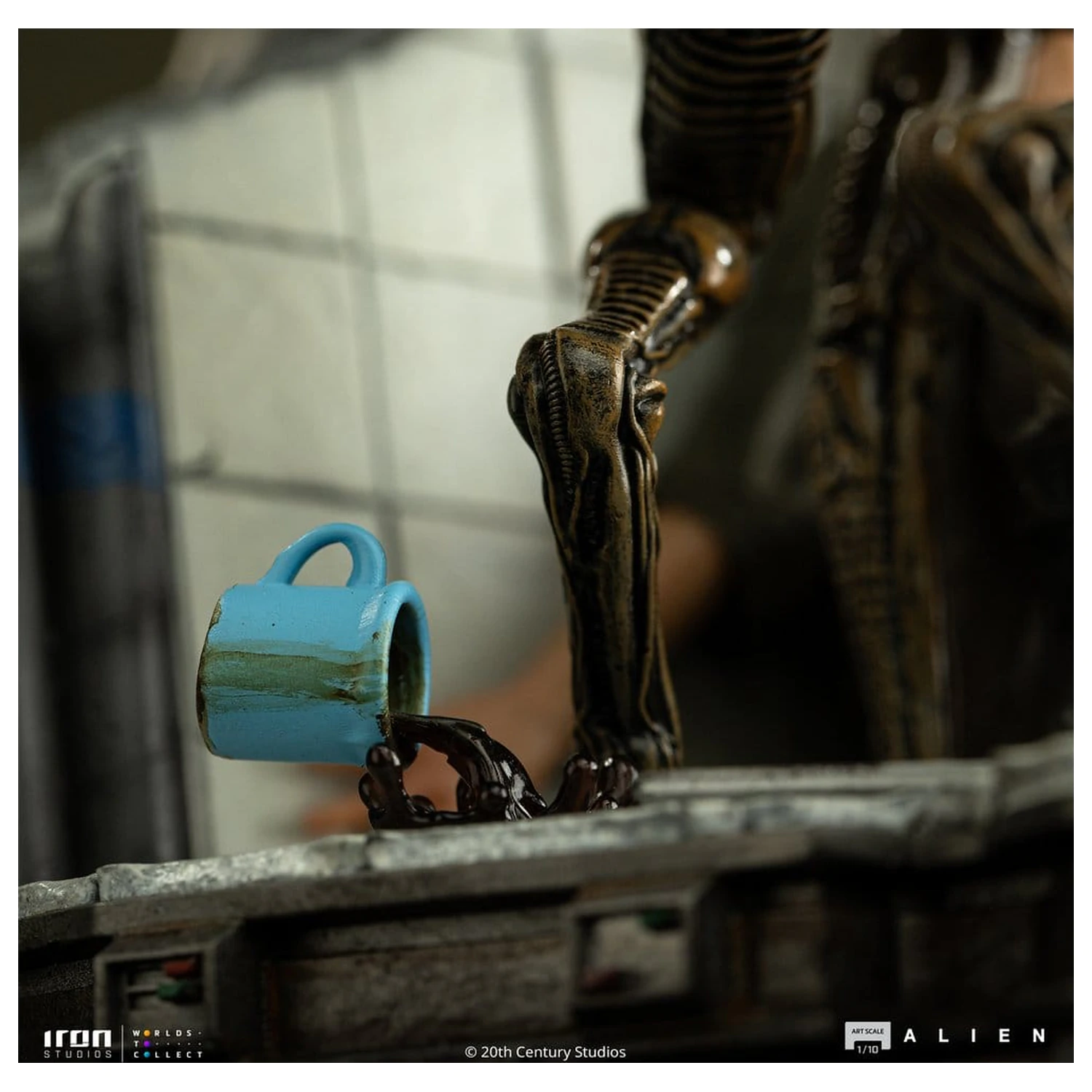 Alien 3 Art Scale Statue 1/10 Ellen Ripley and Dog Alien 23 cm product photo