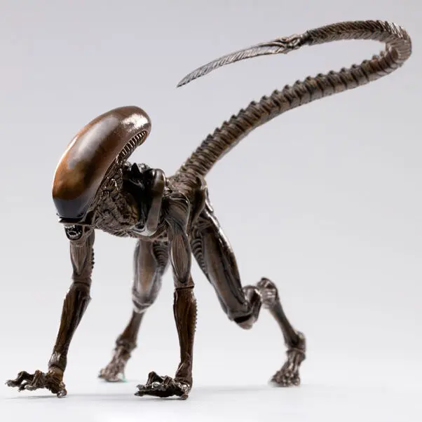 Alien 3 Dog Alien Look Up Exquisite Mini figure 10cm product photo