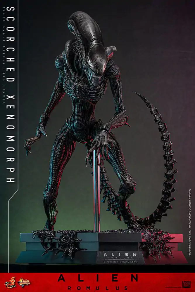 Alien: Romulus Movie Masterpiece Action Figure 1/6 Scorched Xenomorph 44 cm termékfotó