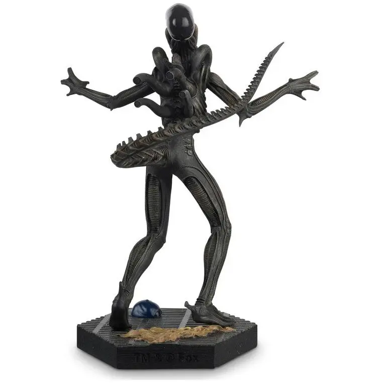 Alien Xenomorph The Alien Predator figure 15cm product photo