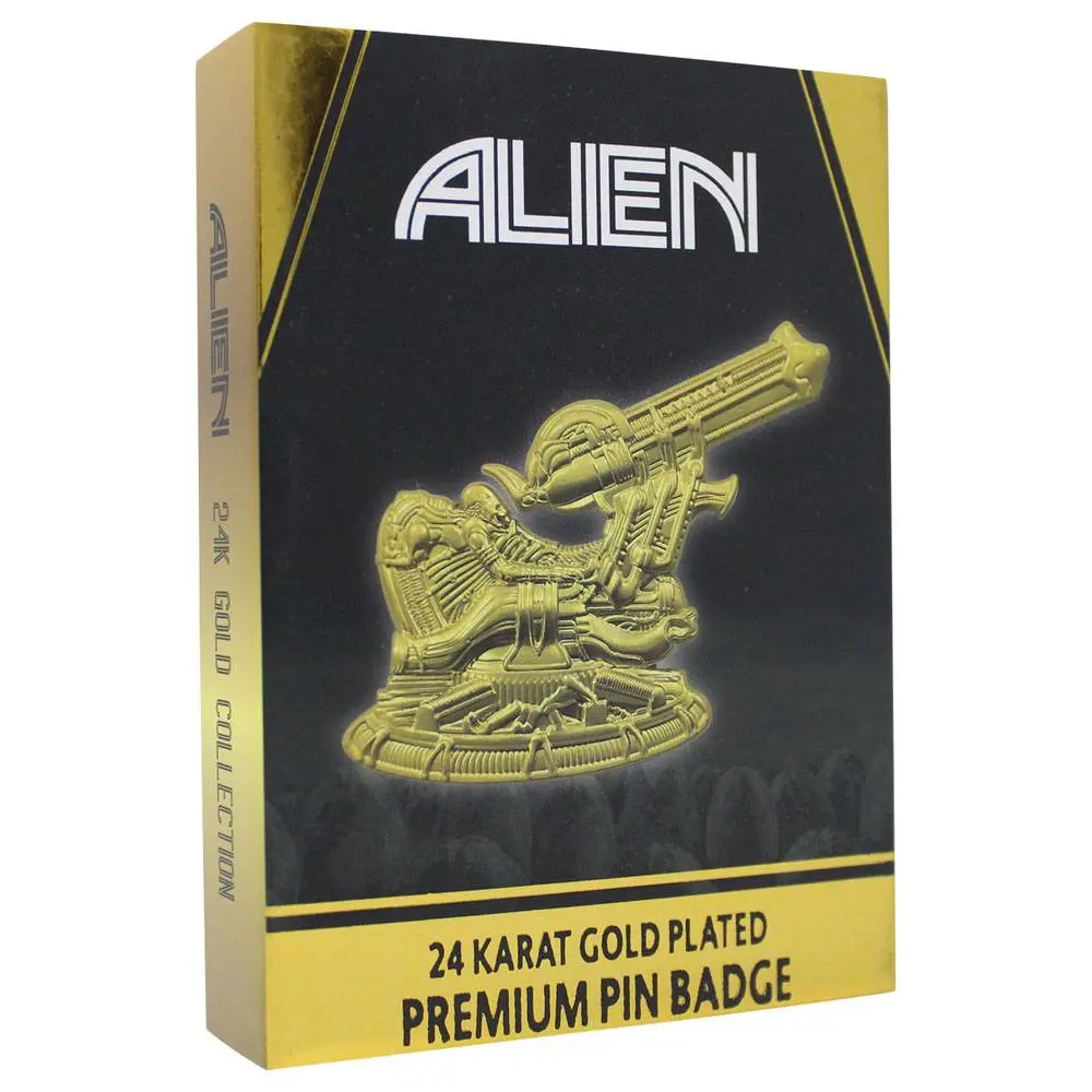 Alien XL Premium Pin Badge (gold plated) product photo