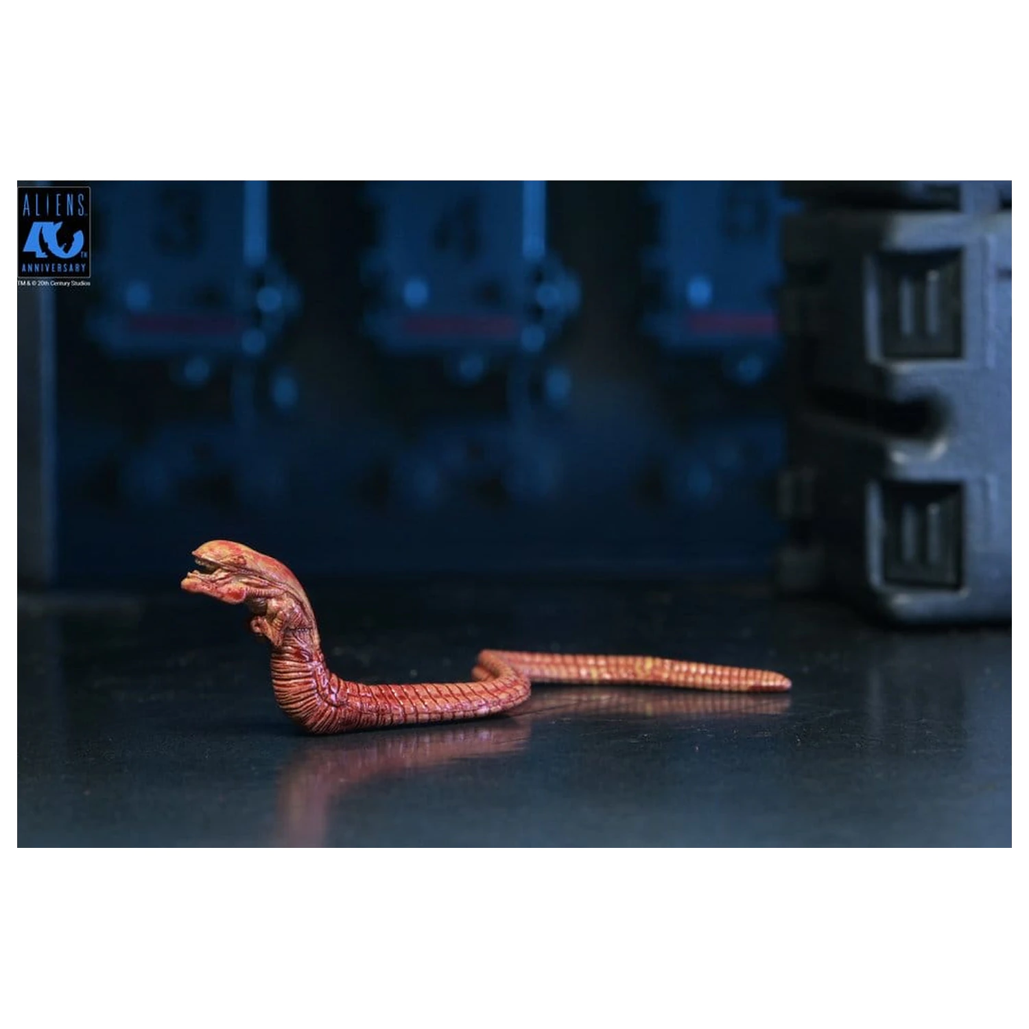 Aliens Ultimate Action Figure Warrior (1986) Xenomorph Black (40th Anniversary) 23 cm product photo