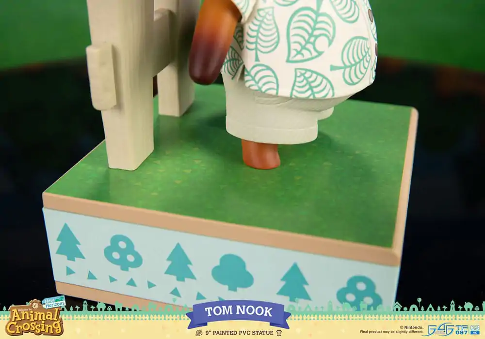 Animal Crossing: New Horizons PVC Statue Tom Nook 22 cm product photo