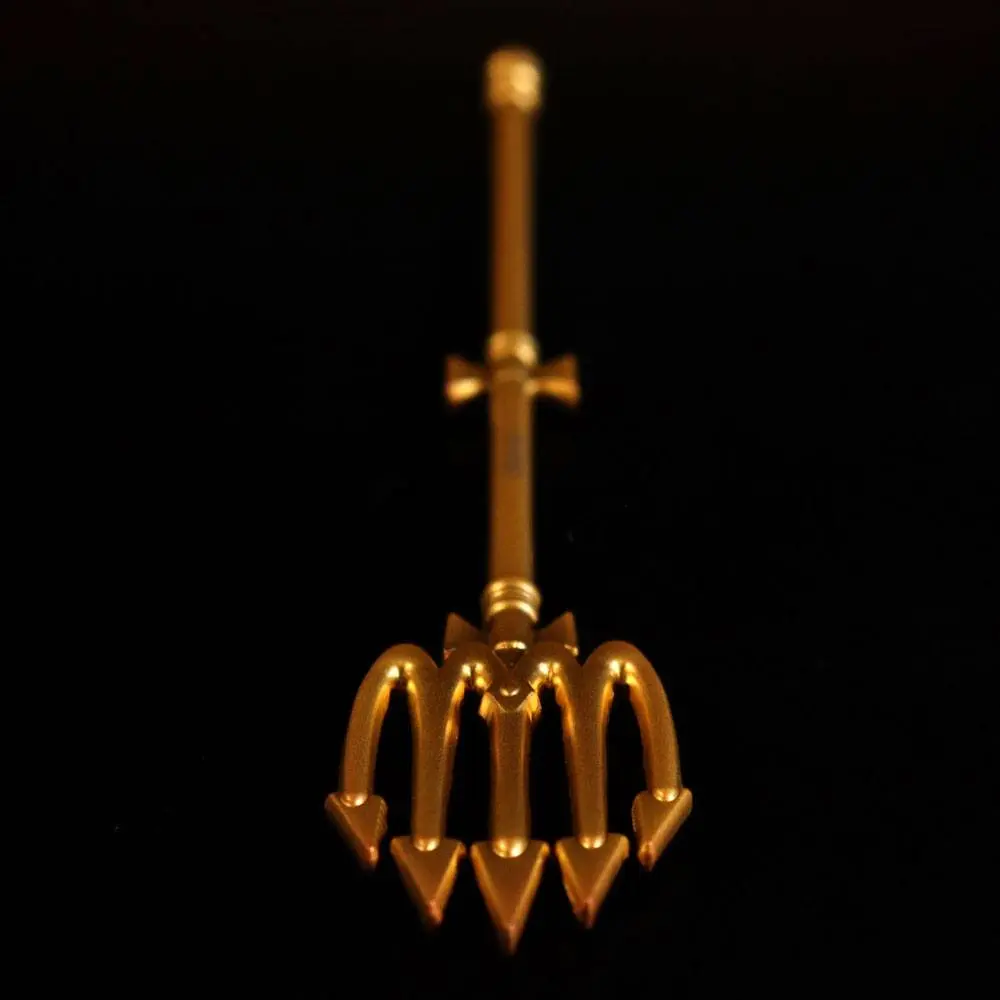 Aquaman Replica Miniature Trident (gold plated) product photo