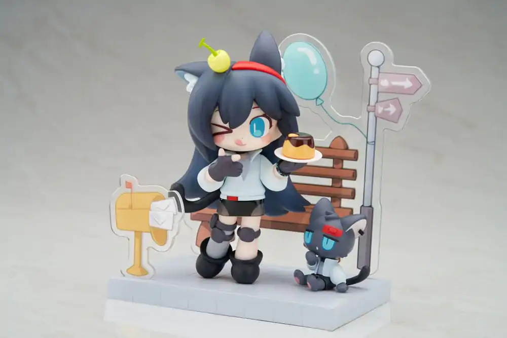 Arknights PVC Statue Dessert Time Series Q-figure Blaze 11 cm termékfotó