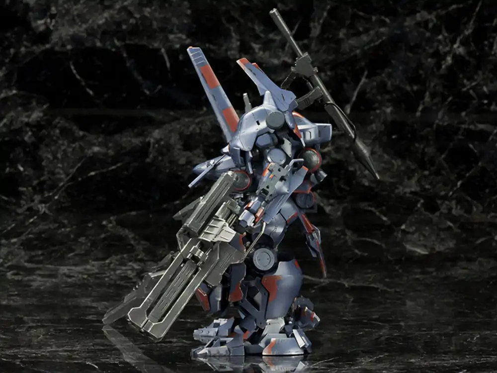 Armored Core V Plastic Model Kit 1/72 KT-104 Perun Hanged Man Rematch Ver. 18 cm termékfotó