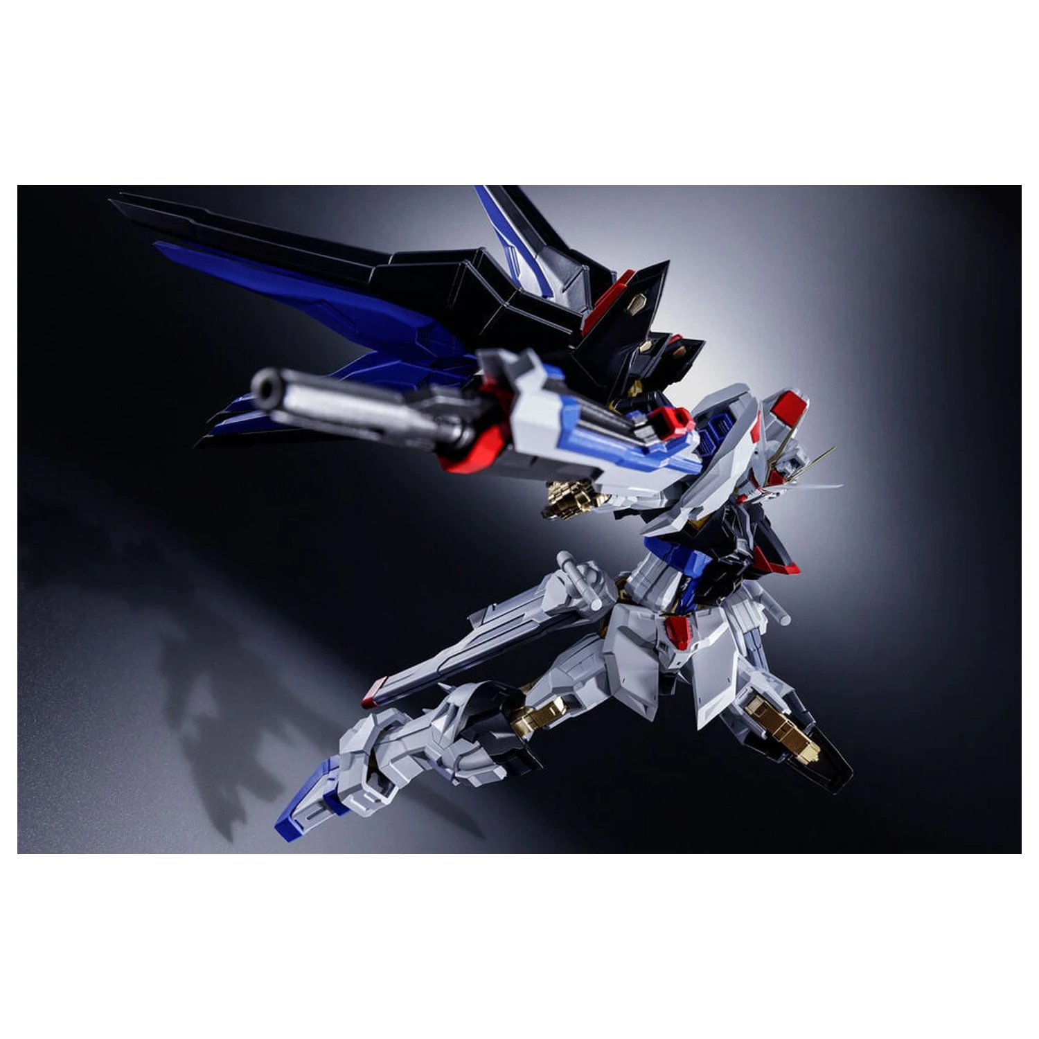 Asolute Act Strike Freedom Gundam figure 18.5cm product photo